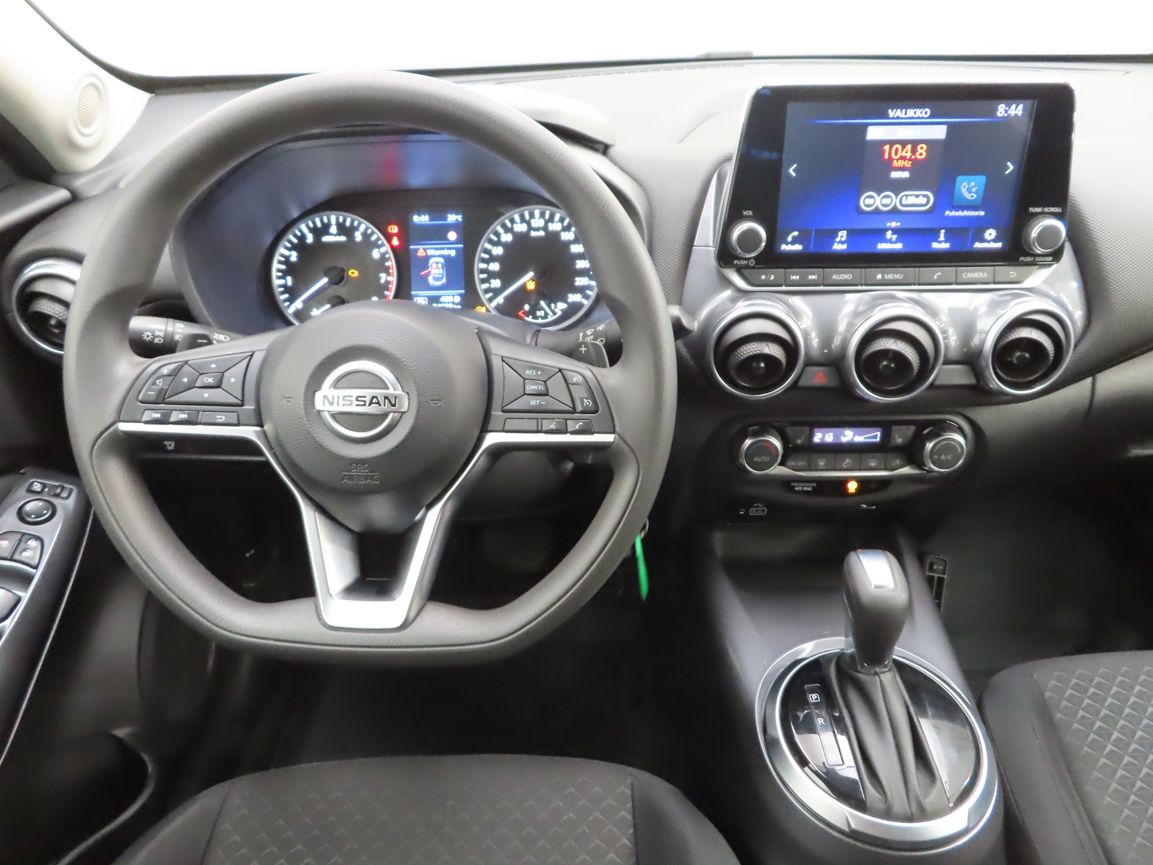 NISSAN Juke 2021