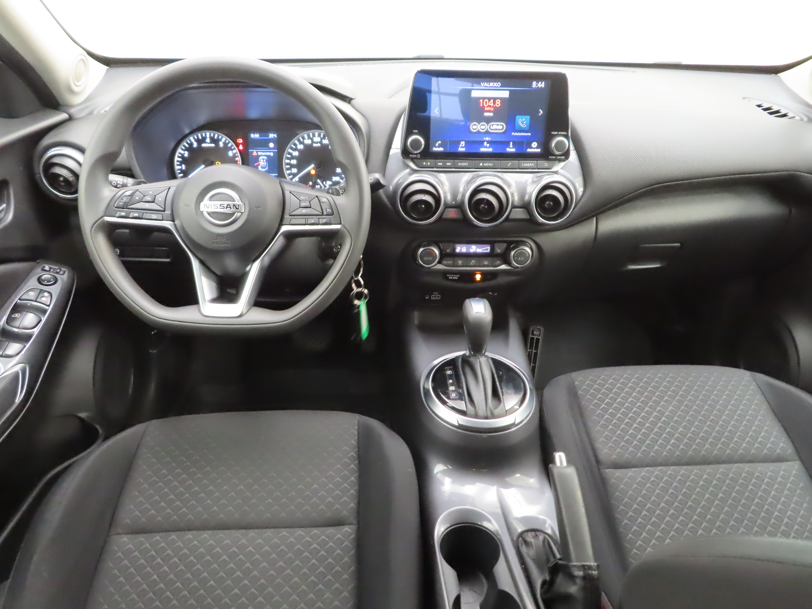 NISSAN Juke 2021