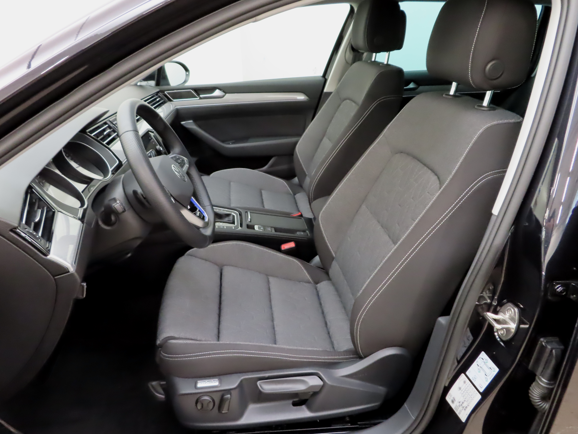 Volkswagen Passat 2023