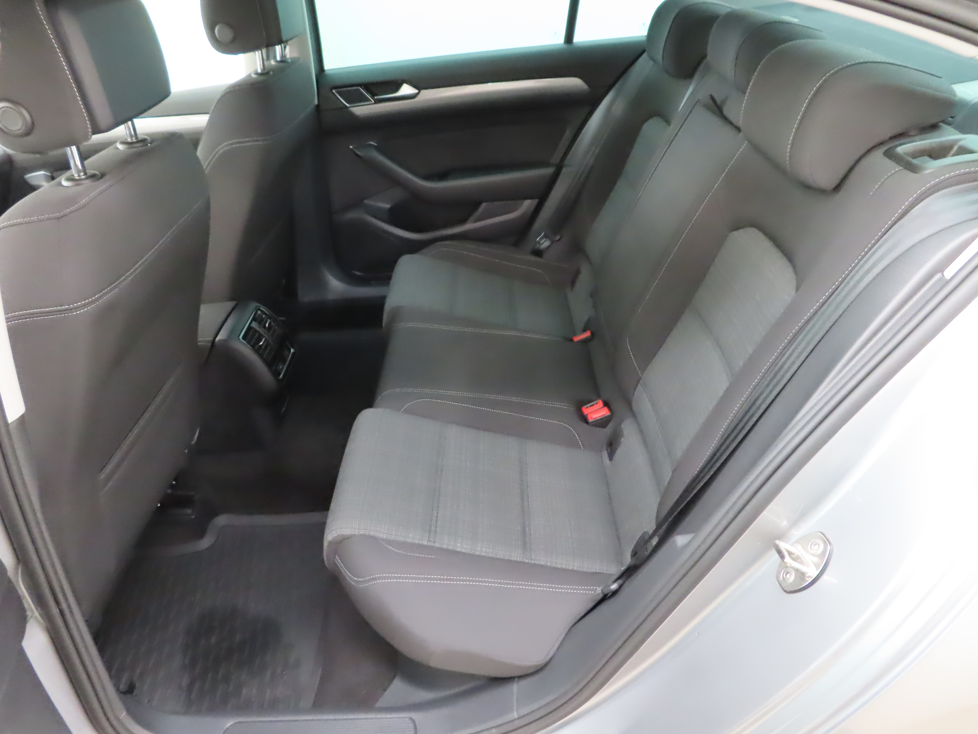 Volkswagen Passat 2021