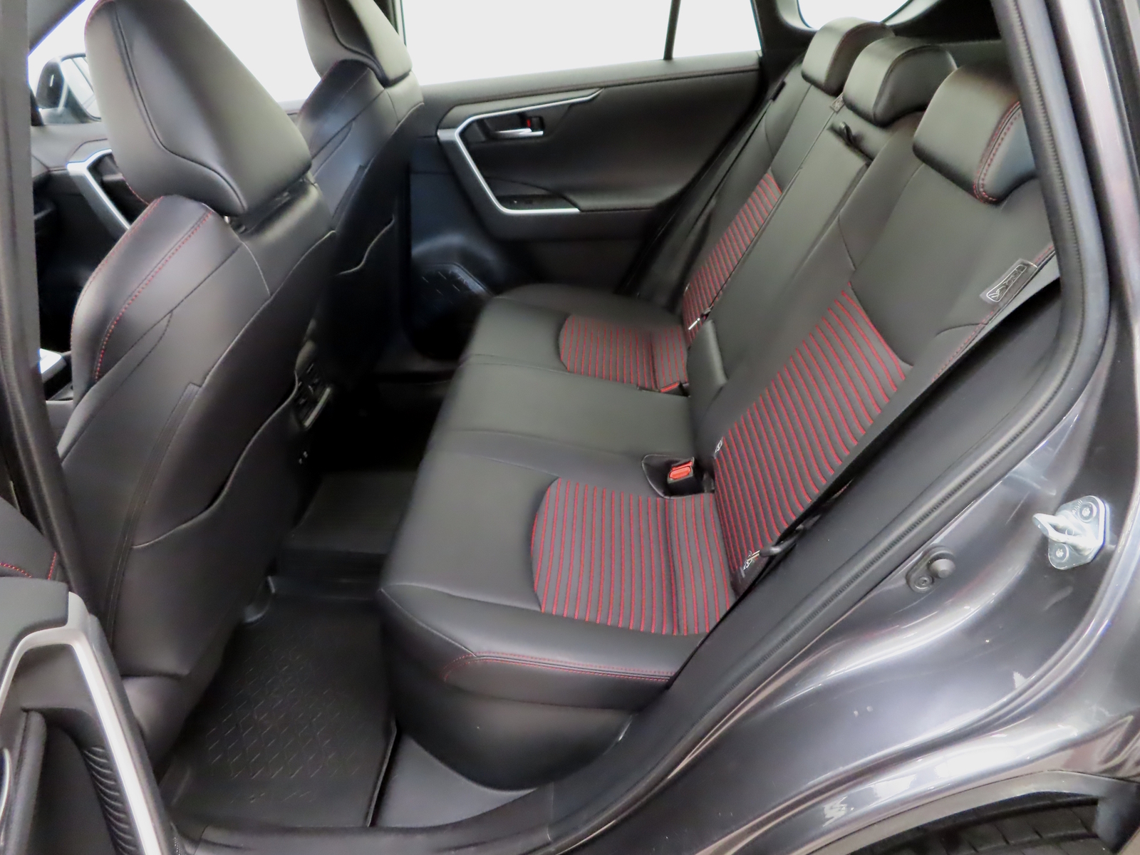 Toyota RAV4 Plug-in 2021