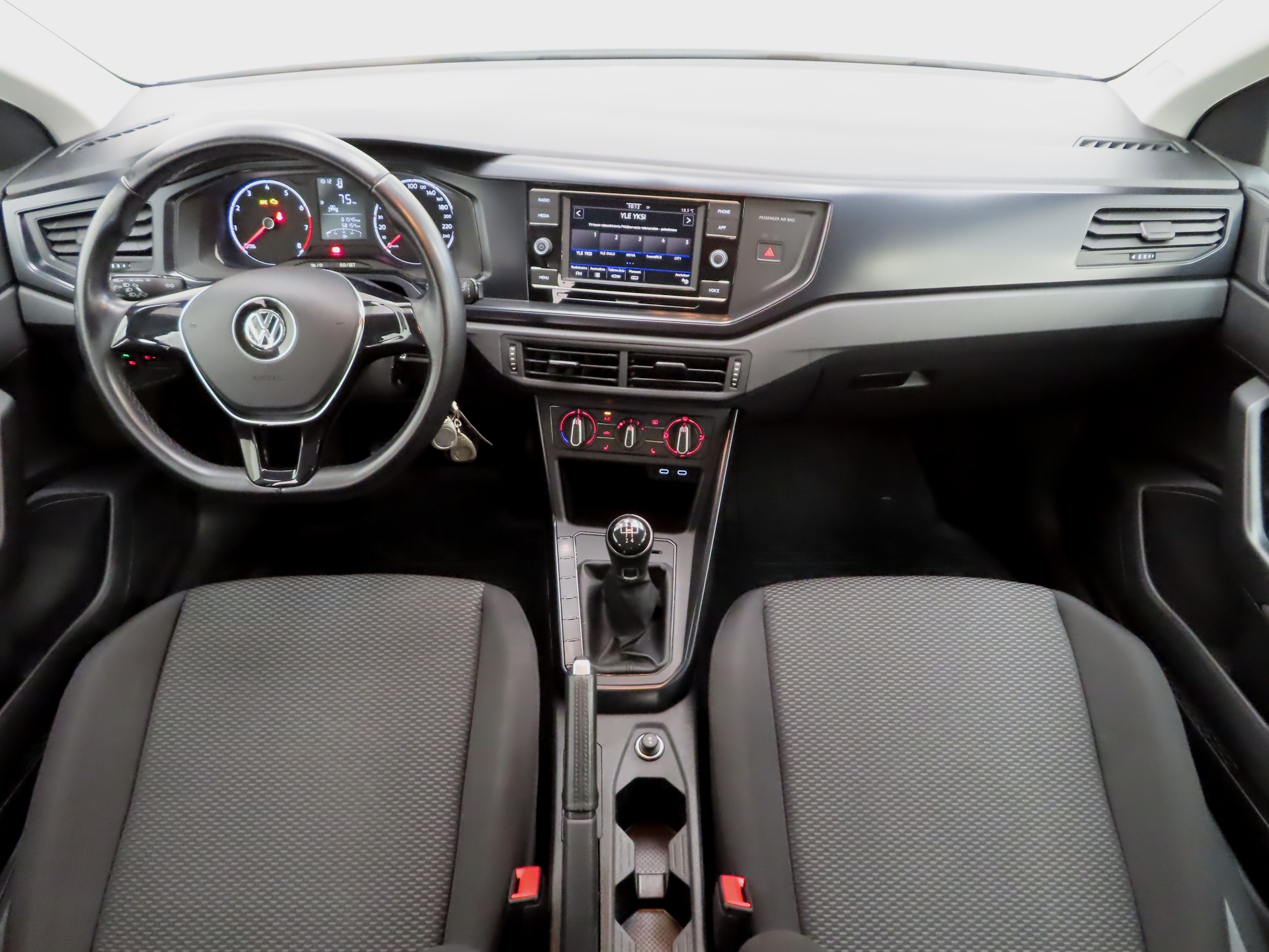 VOLKSWAGEN Polo 2020