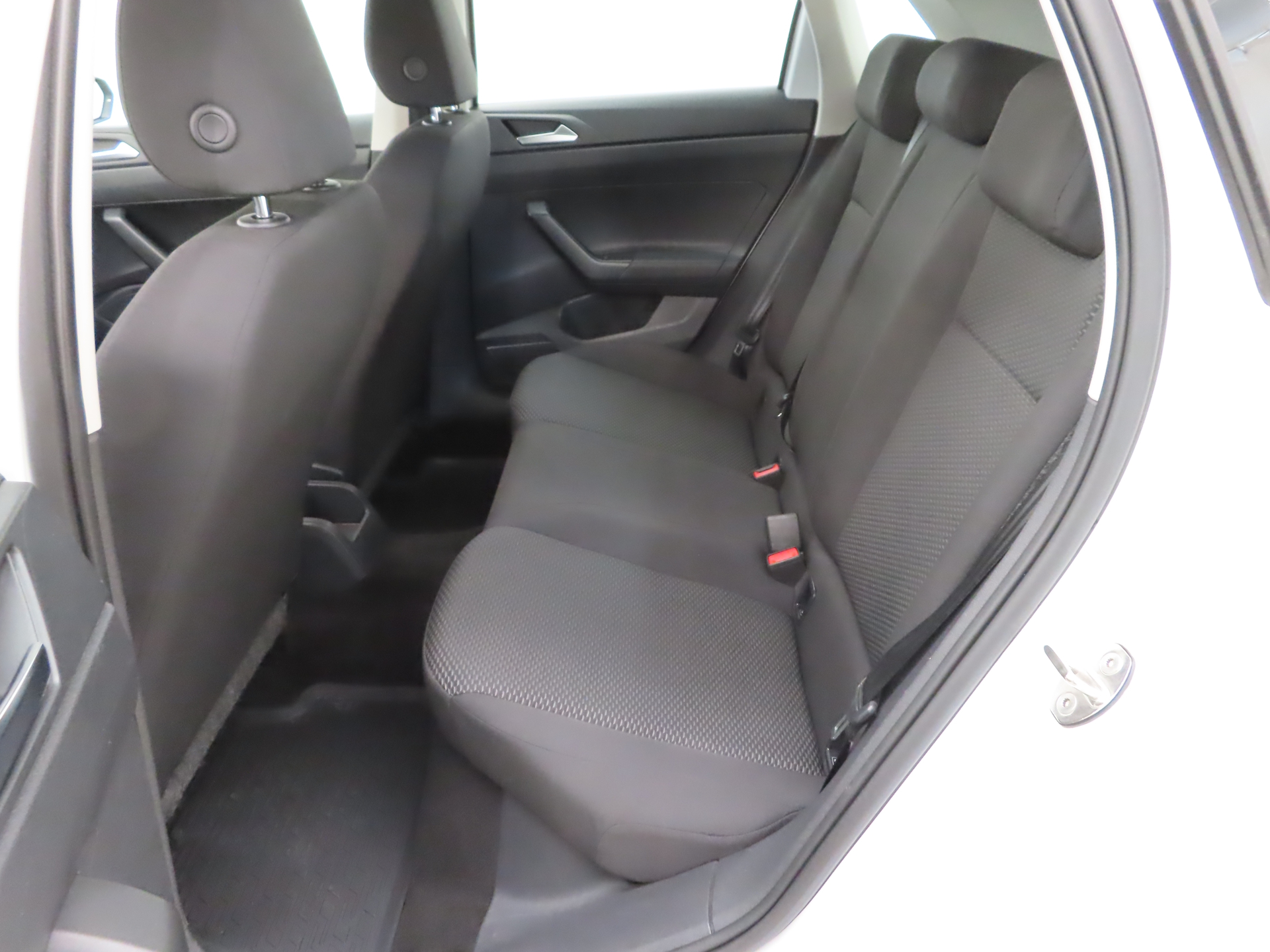 VOLKSWAGEN Polo 2020