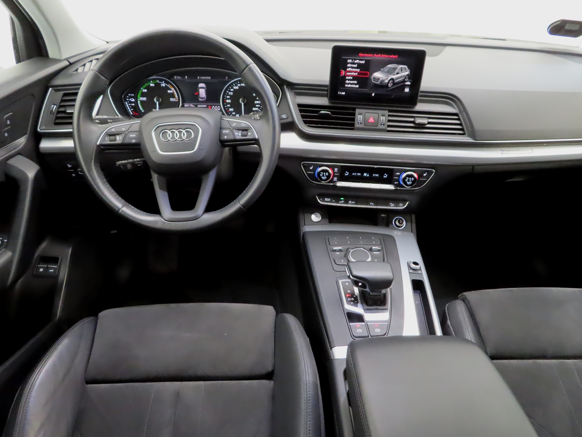AUDI Q5 2021