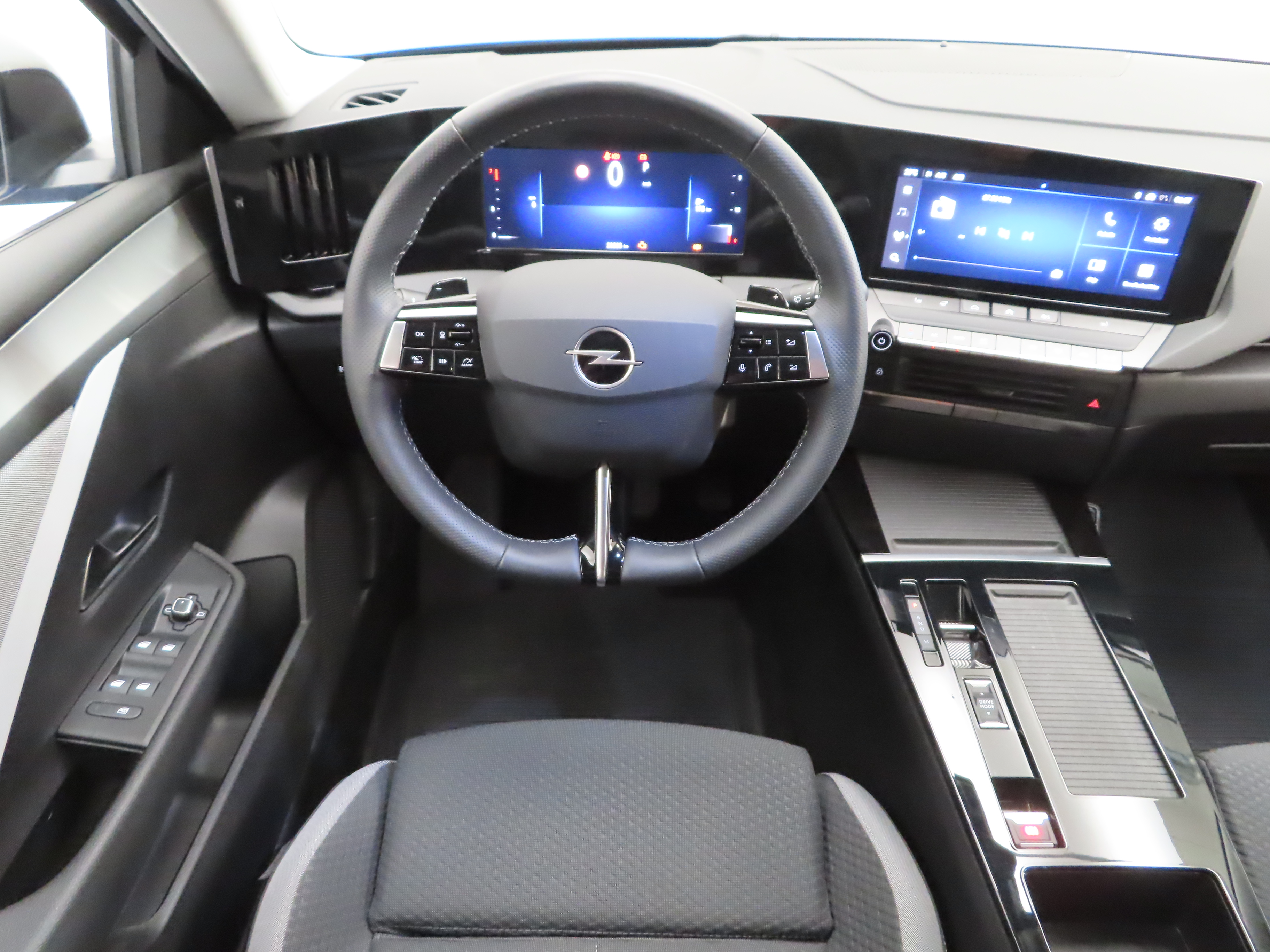 OPEL Astra 2024