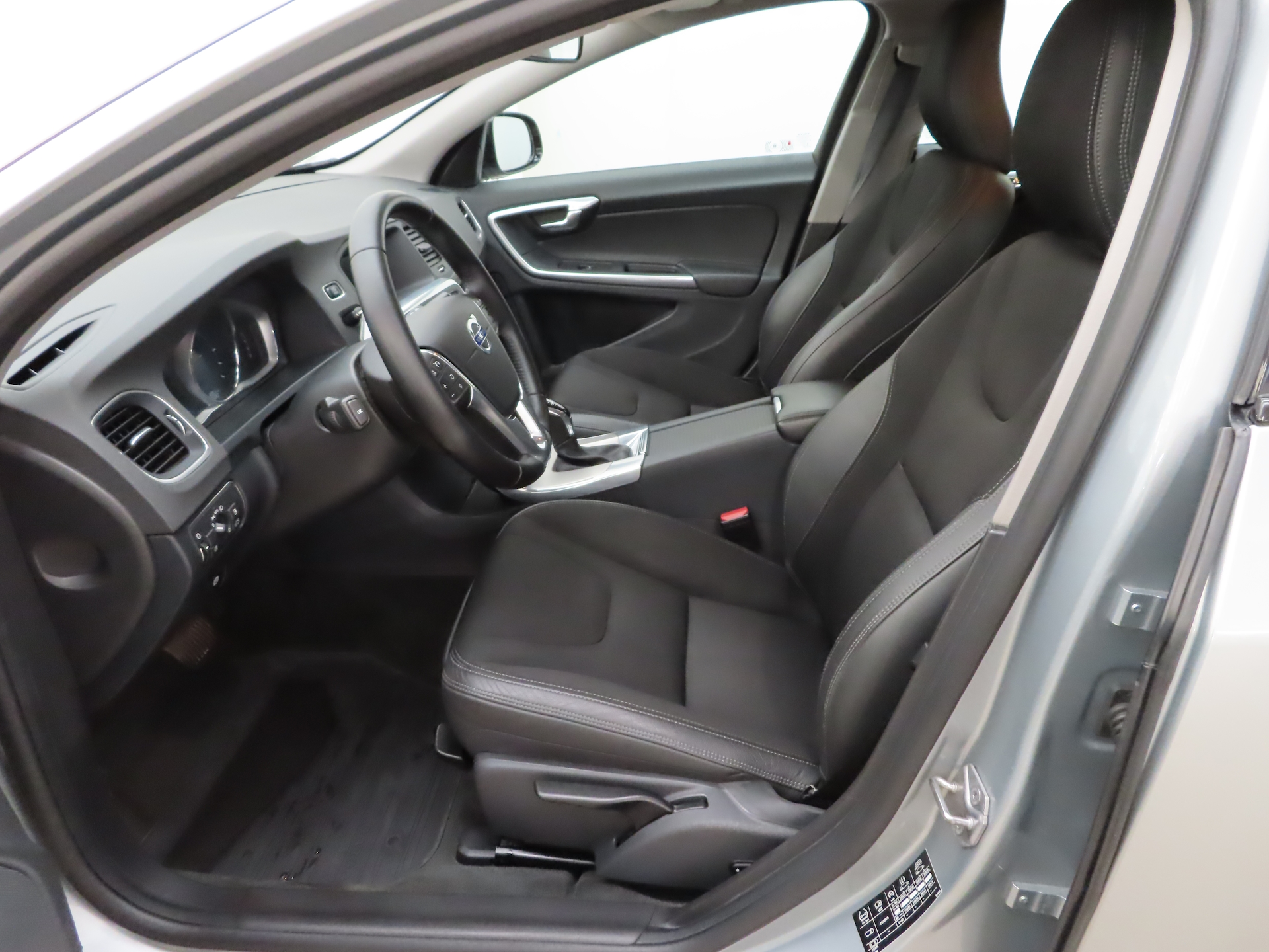 Volvo V60 Cross Country 2016