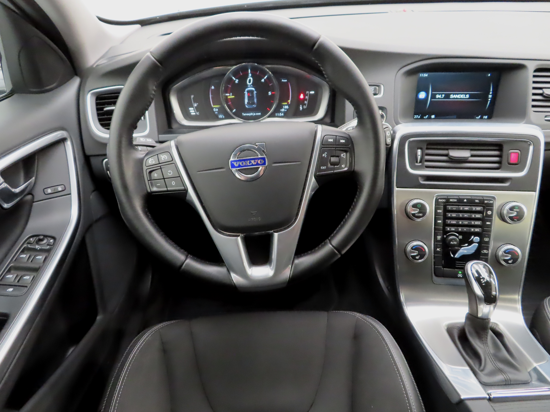 Volvo V60 Cross Country 2016