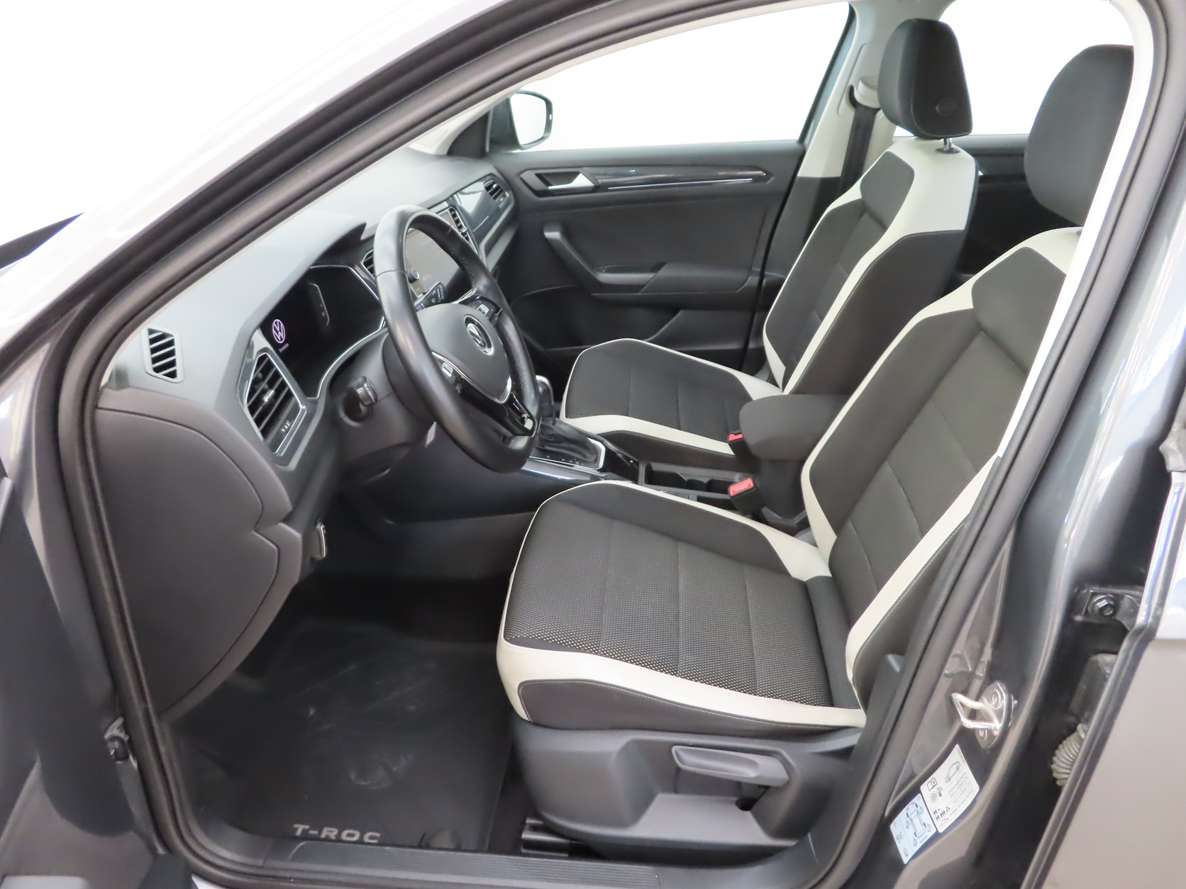 Volkswagen T-Roc 2021