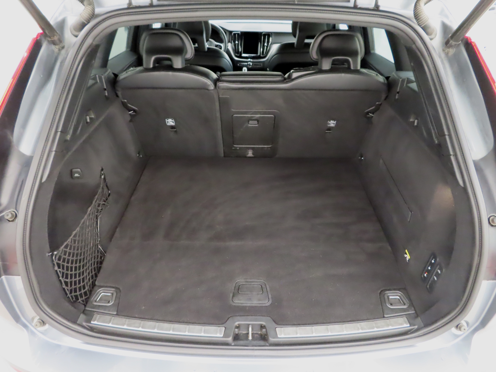 VOLVO XC60 2018