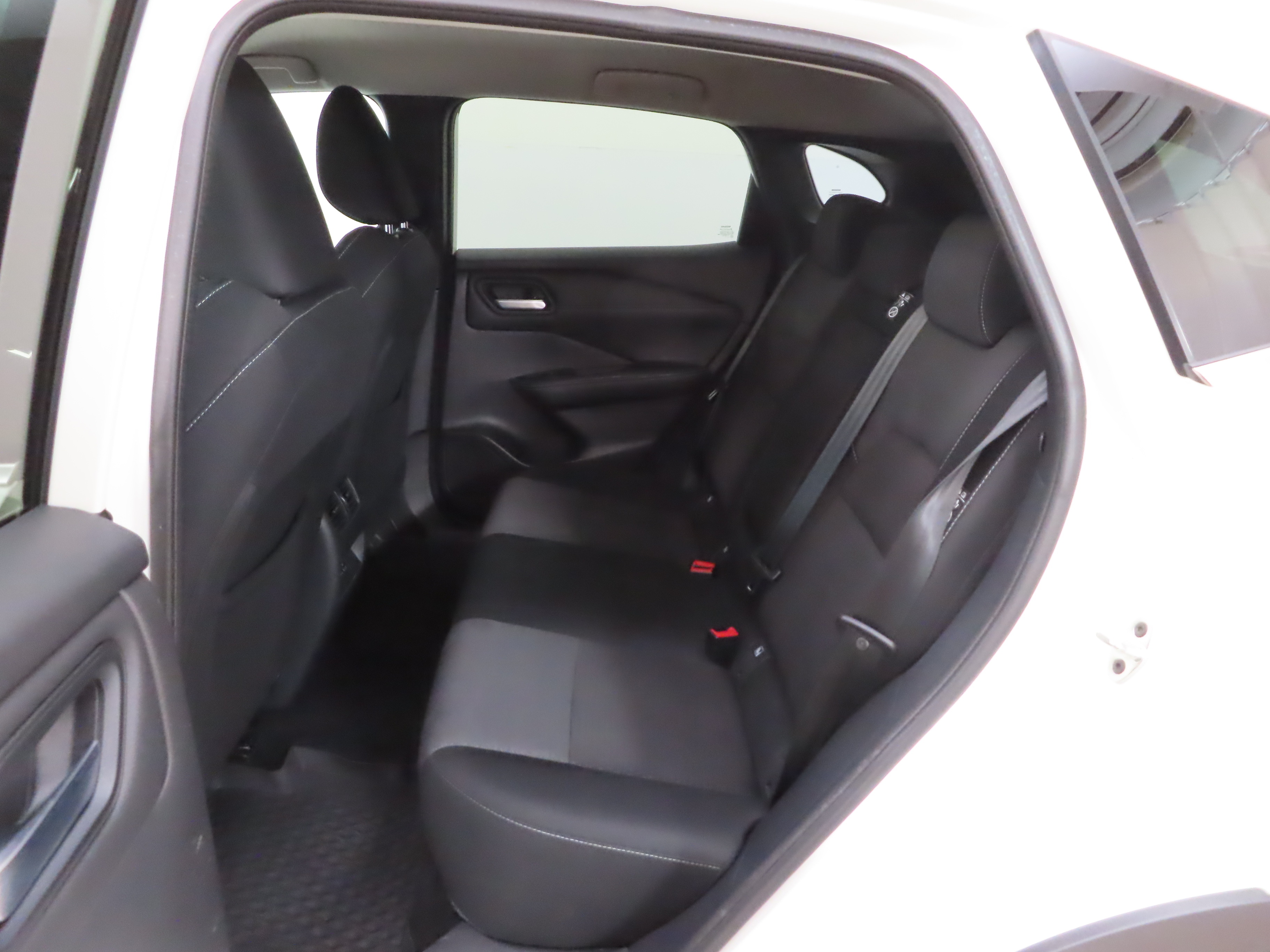 NISSAN Qashqai 2023