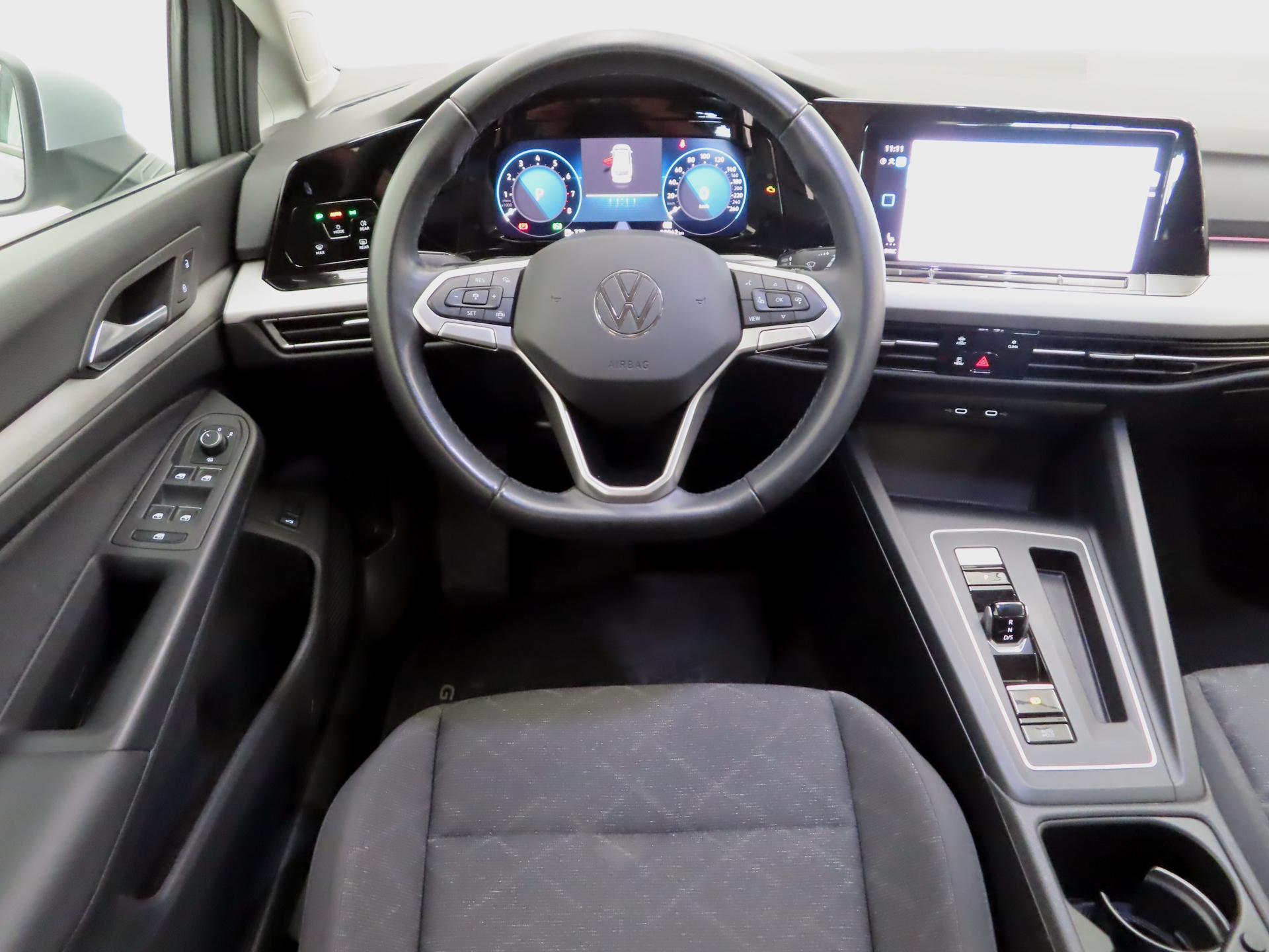 Volkswagen Golf 2024