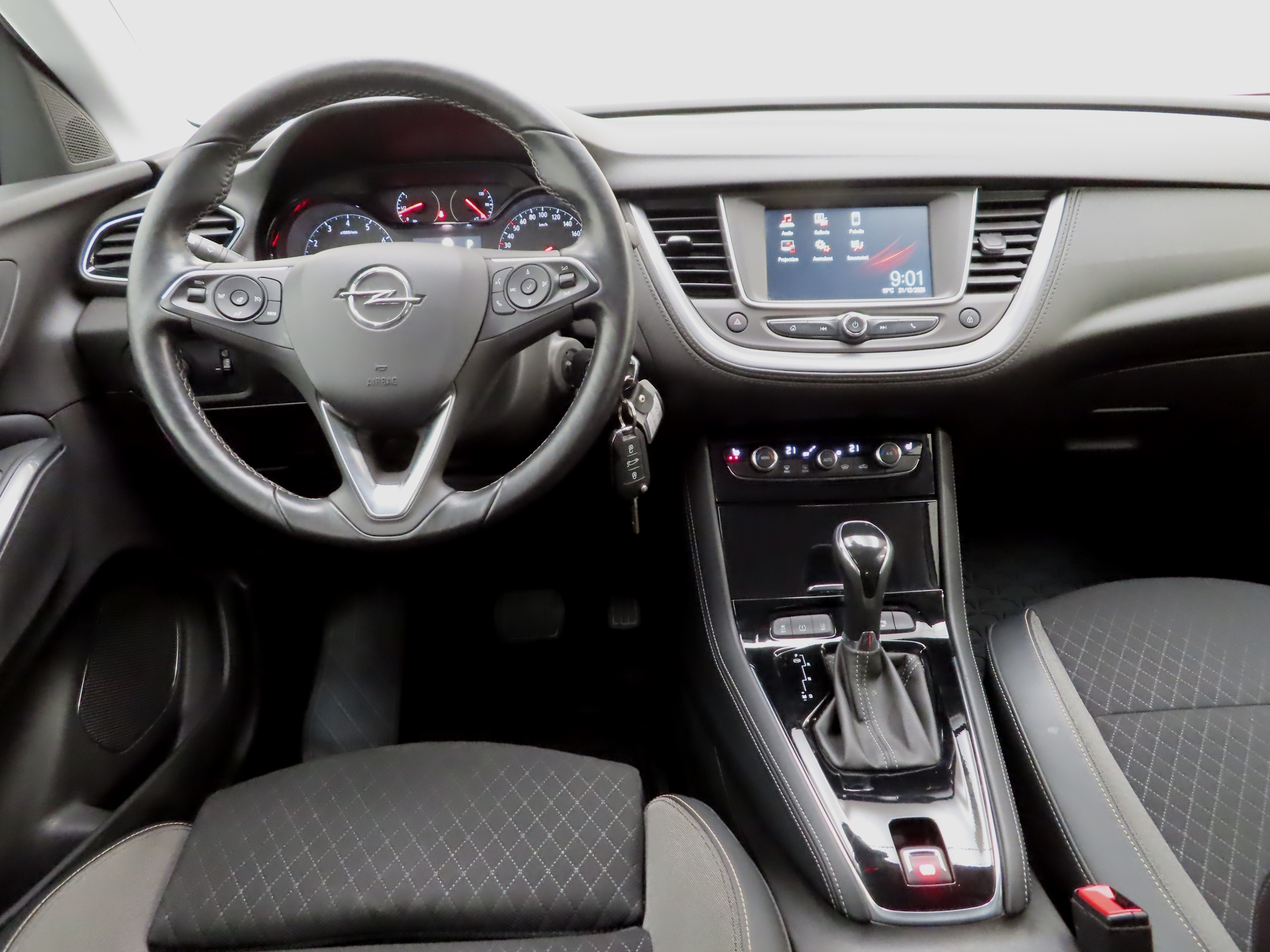 Opel Grandland X 2017