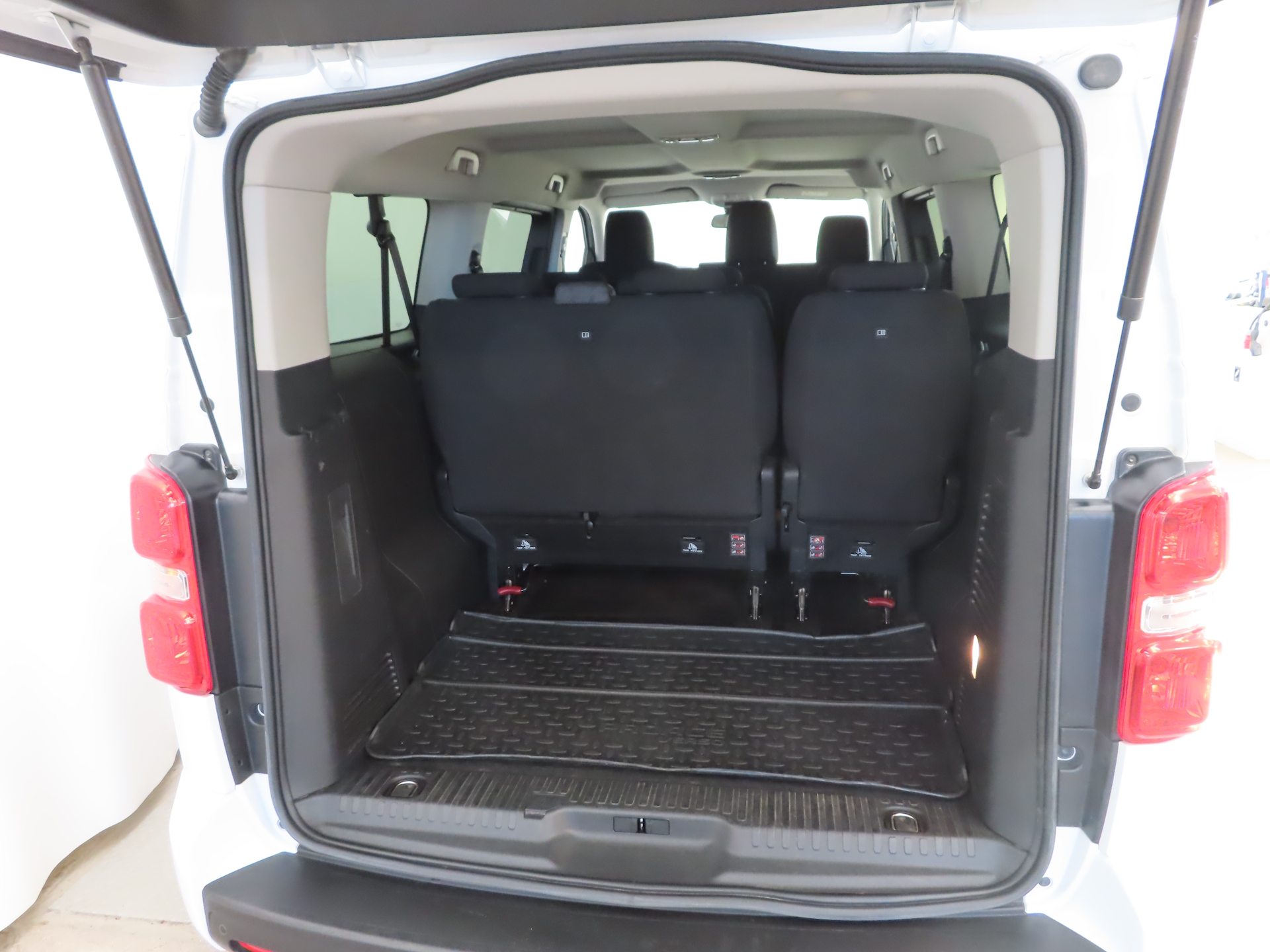 Toyota Proace Verso 2024
