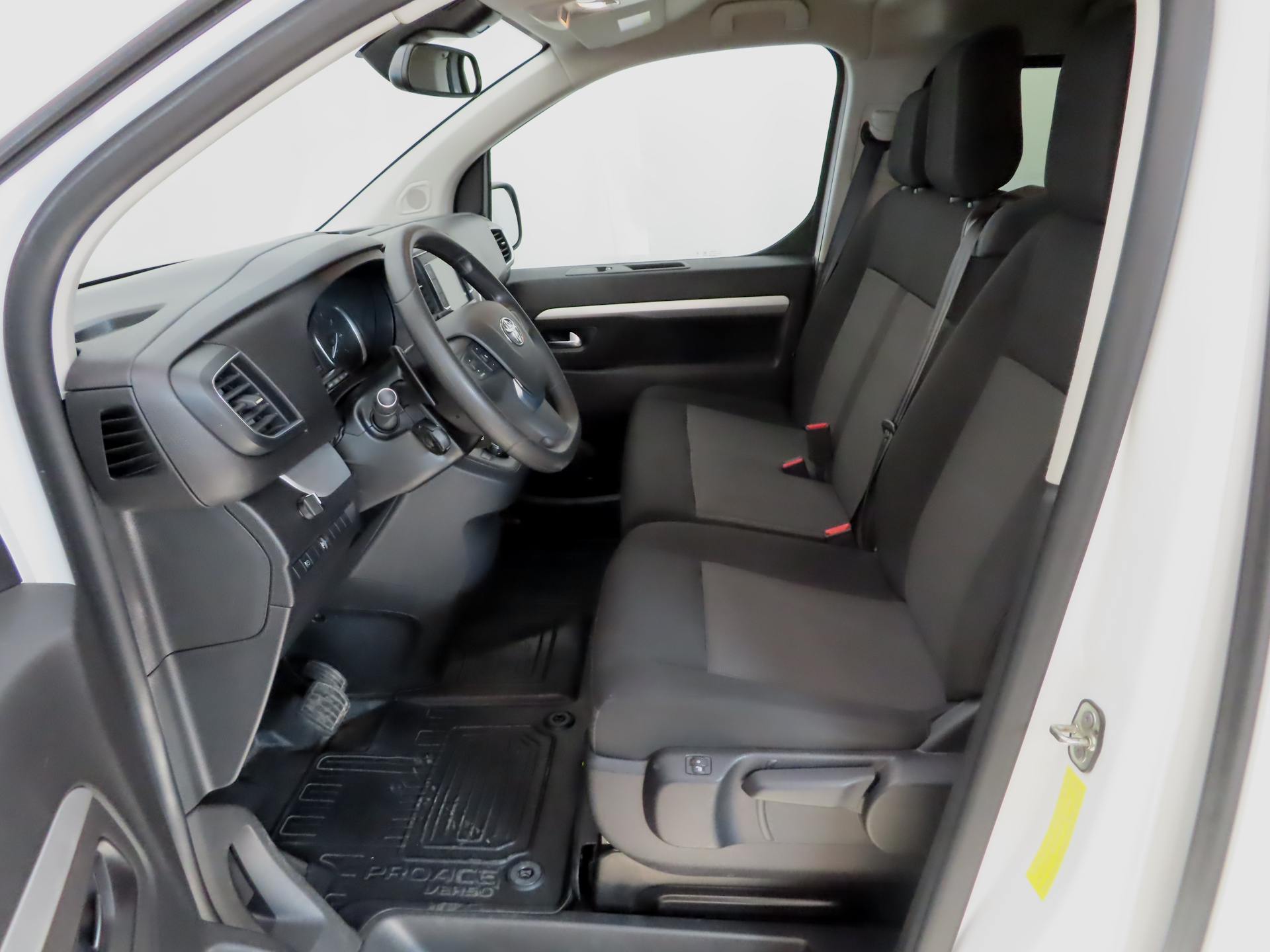 Toyota Proace Verso 2024