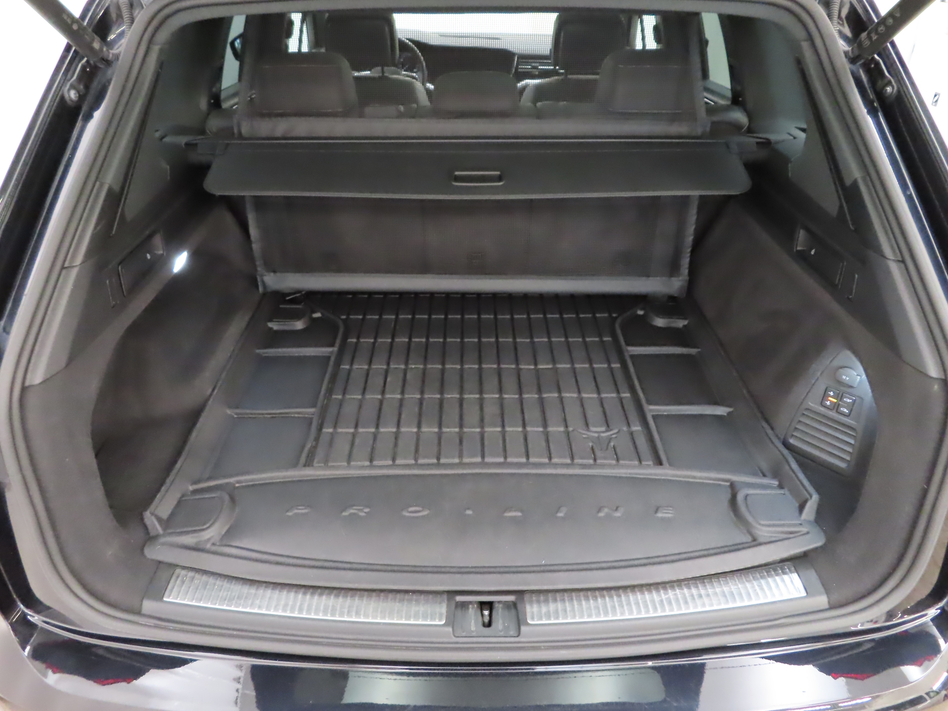 Volkswagen Touareg 2021