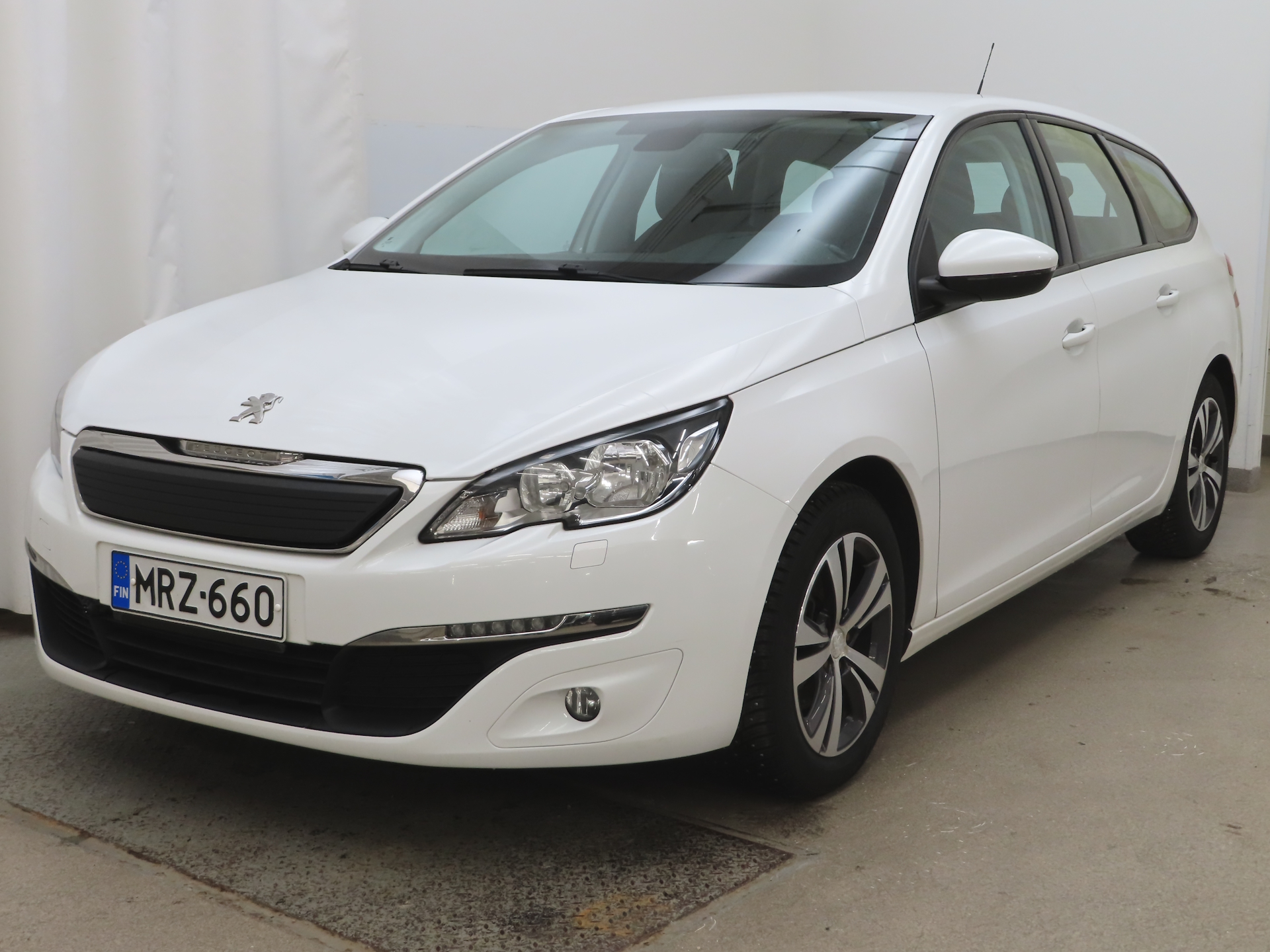 Peugeot 308 2016