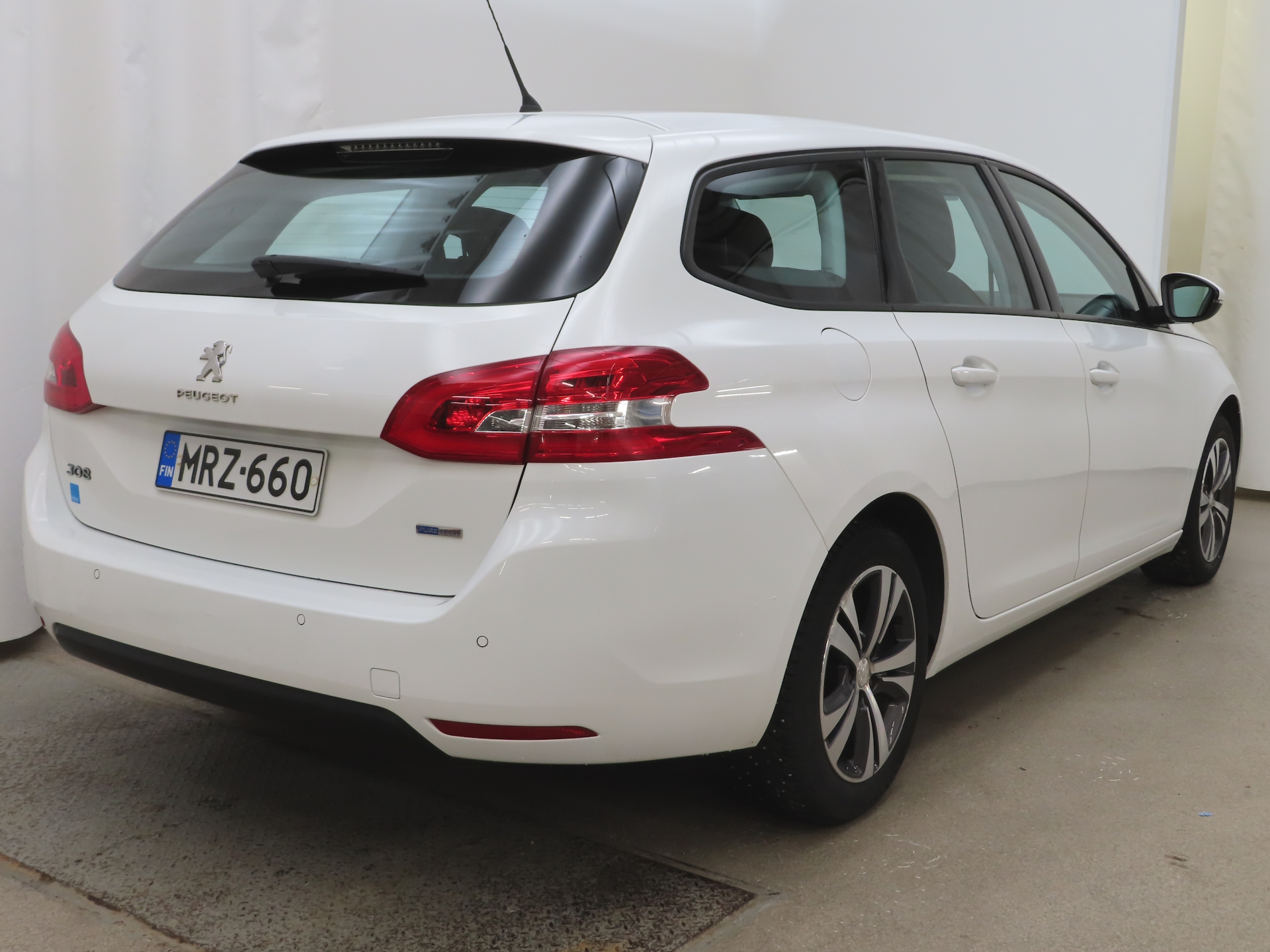 Peugeot 308 2016