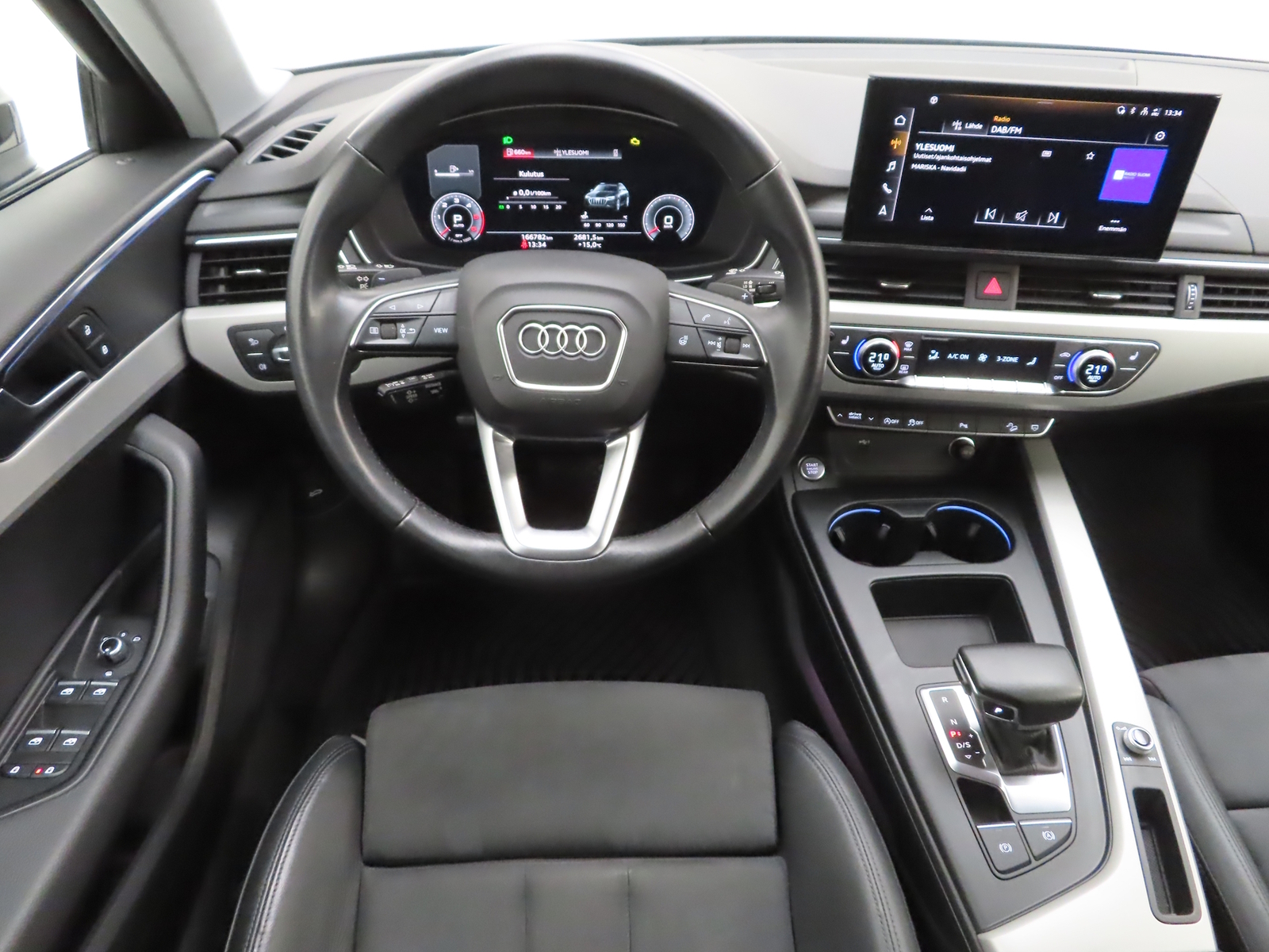 AUDI A4 allroad quattro 2022
