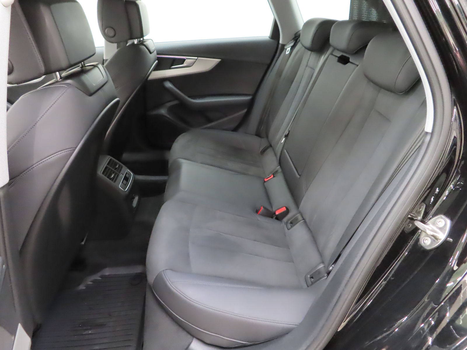 AUDI A4 allroad quattro 2022