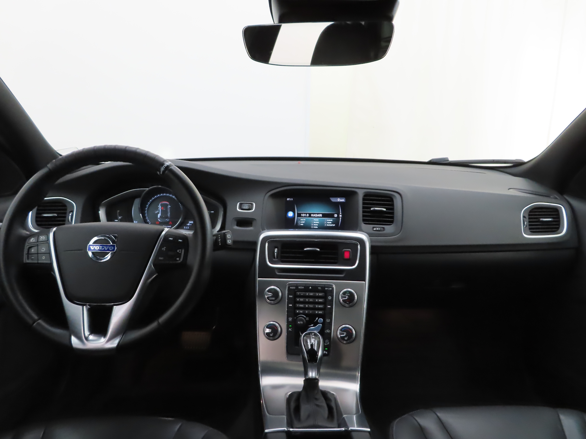 VOLVO V60 Cross Country 2019