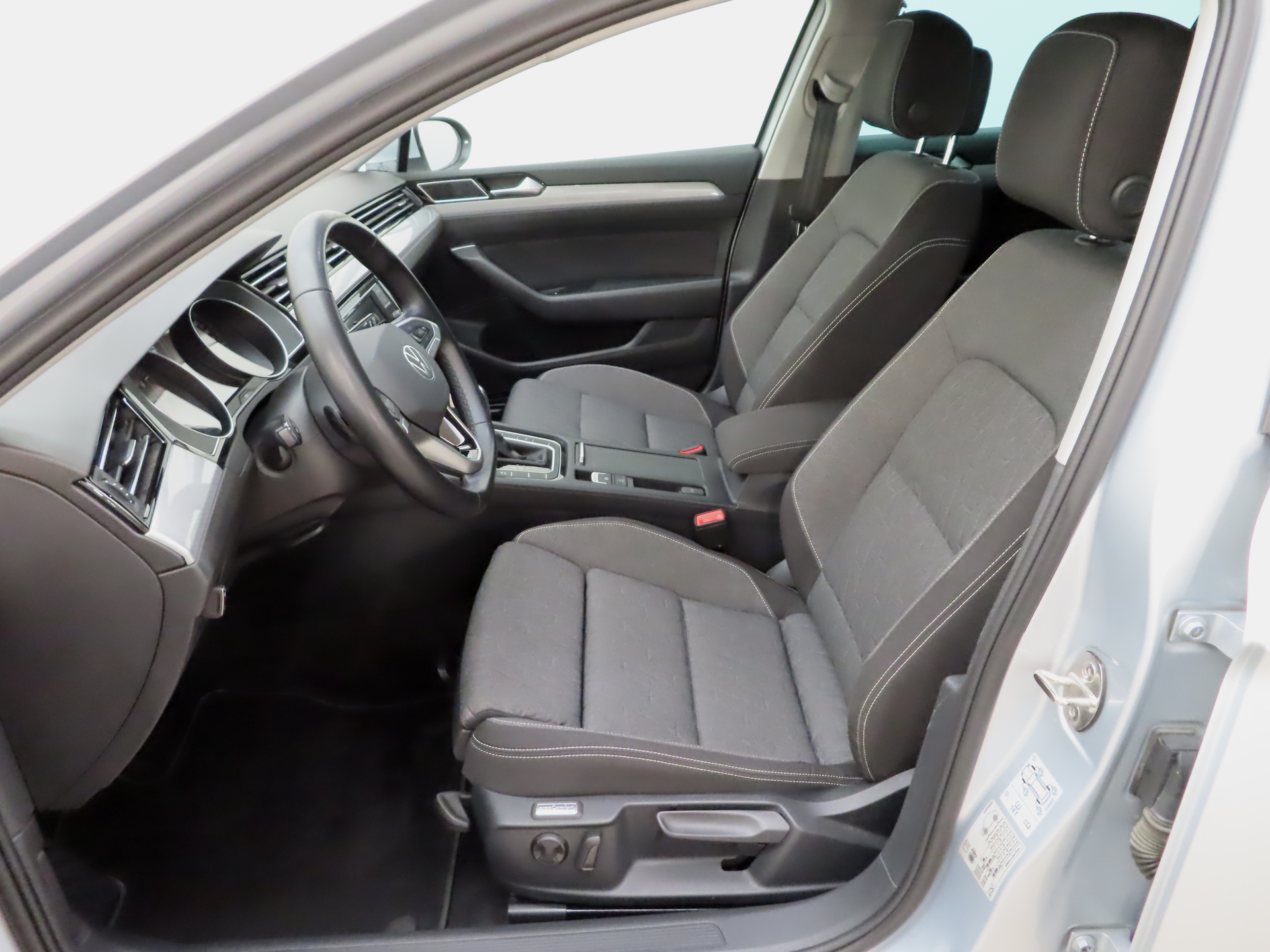 Volkswagen Passat 2023