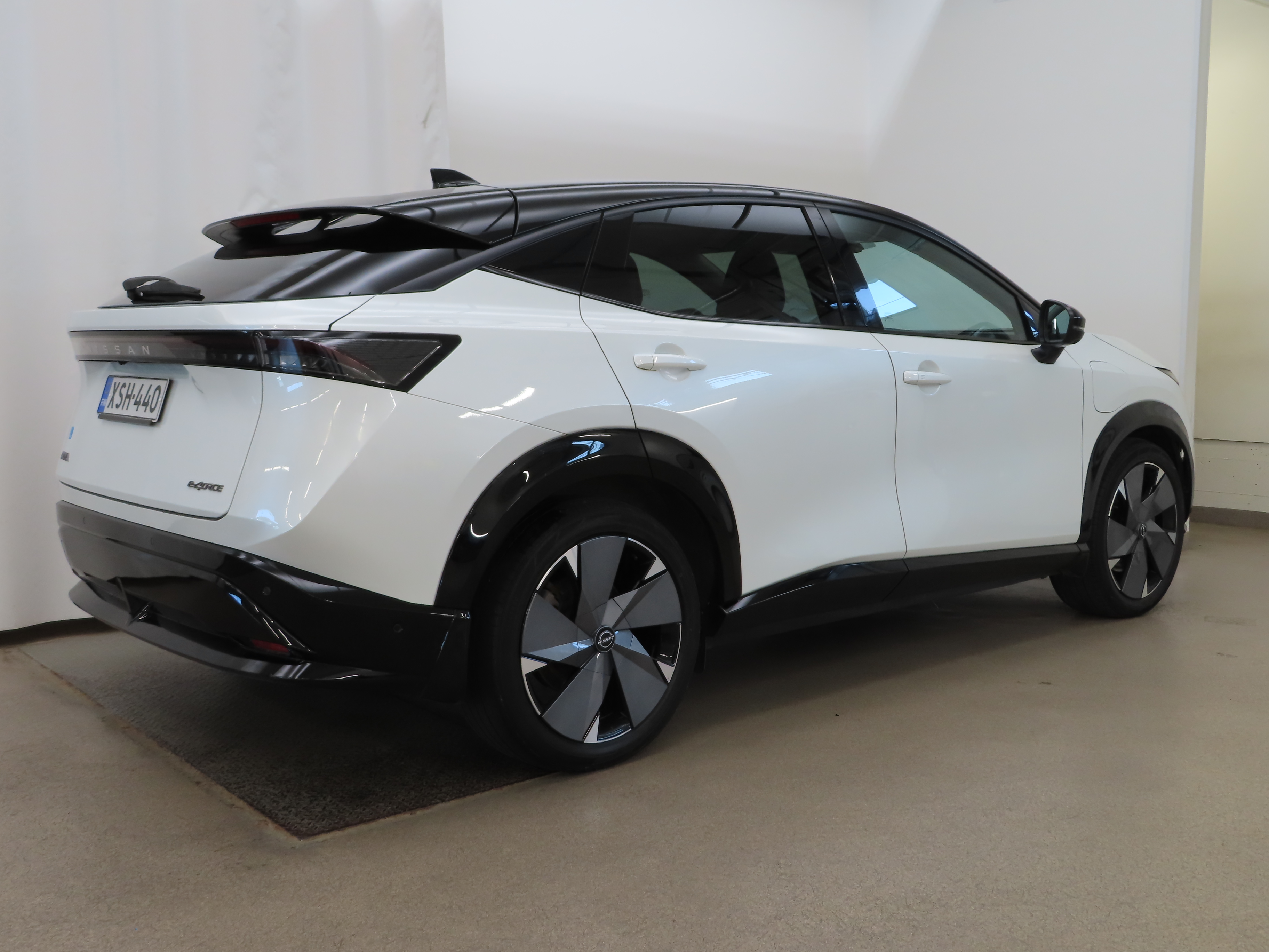 Nissan Ariya 2023