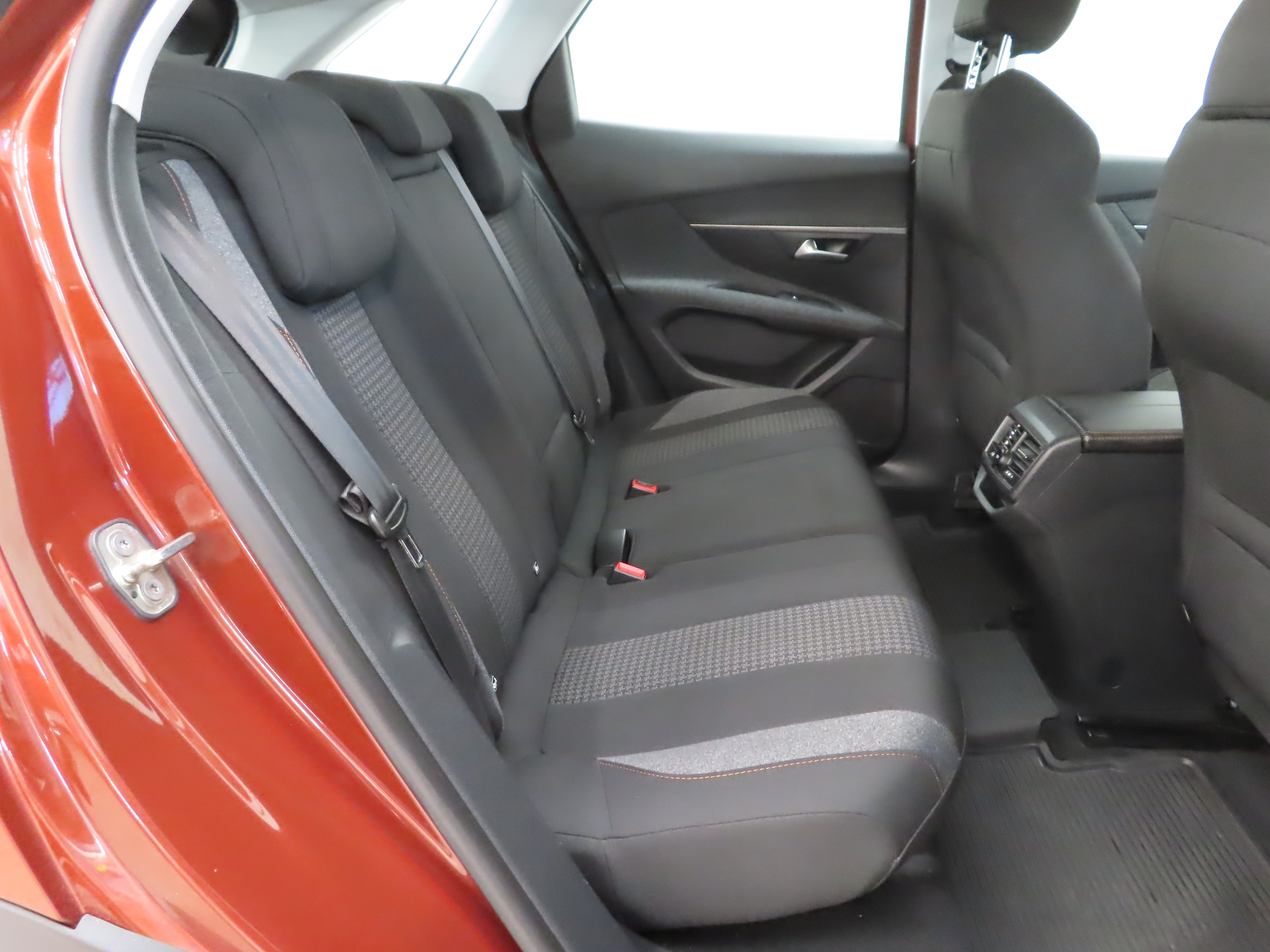 PEUGEOT 3008 2017