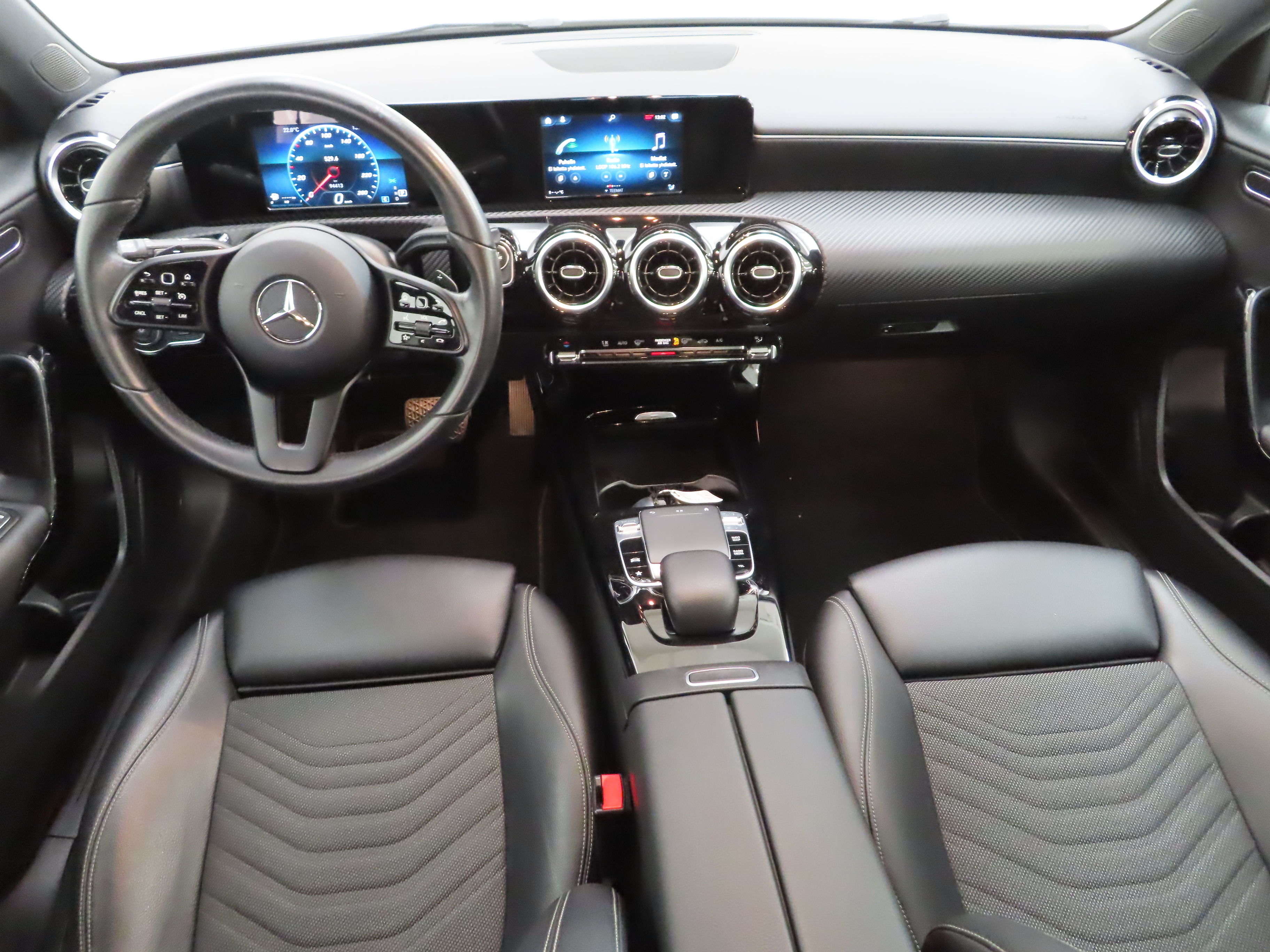 MERCEDES-BENZ A 2018