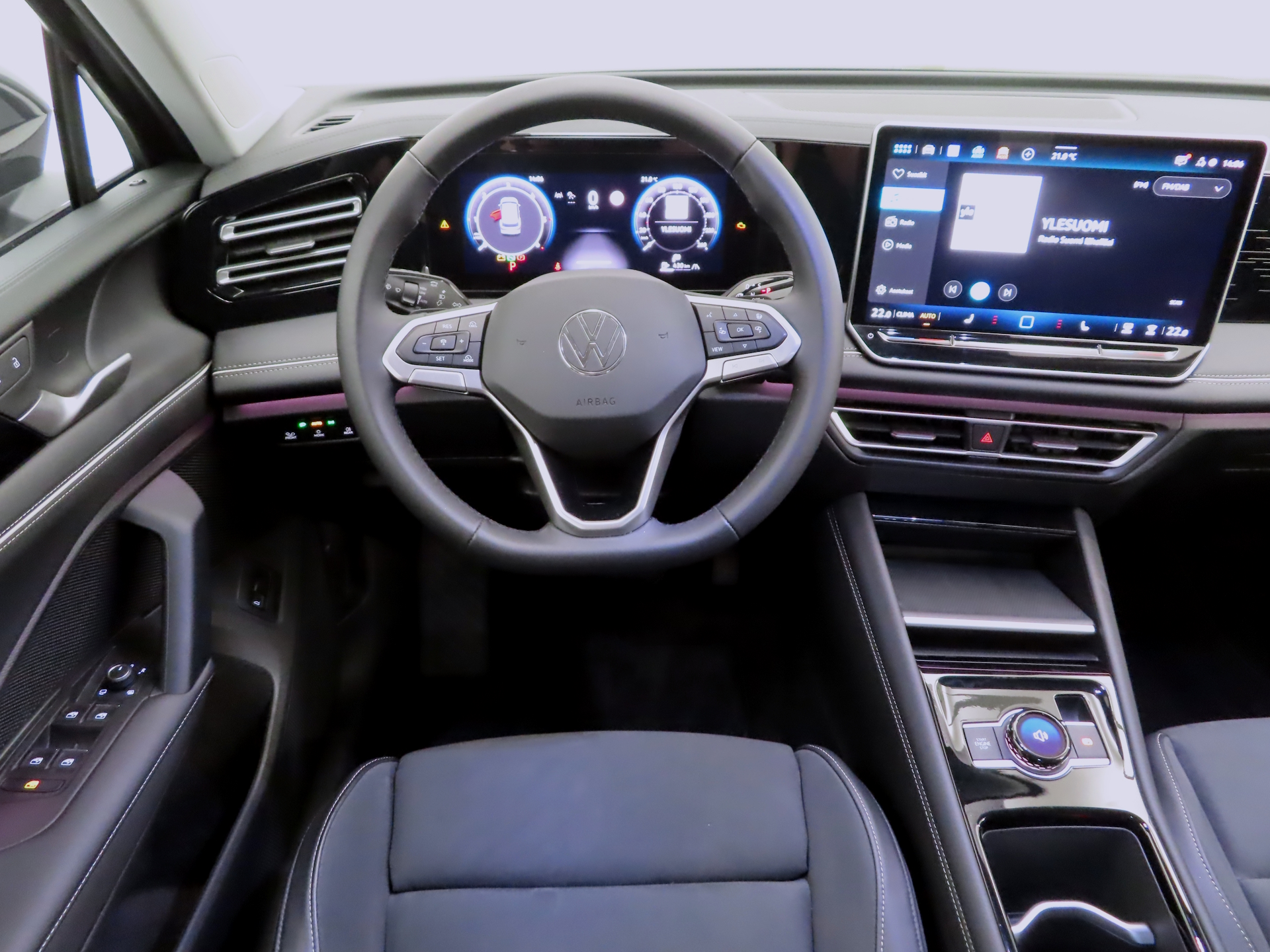VOLKSWAGEN Tiguan 2025