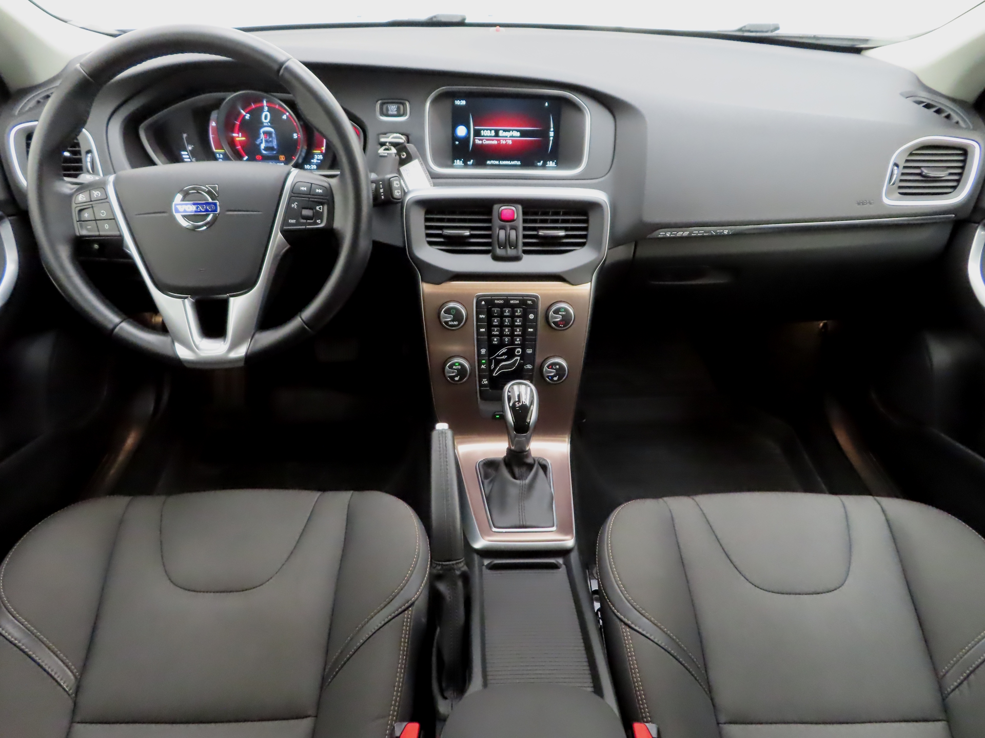 Volvo V40 Cross Country 2016