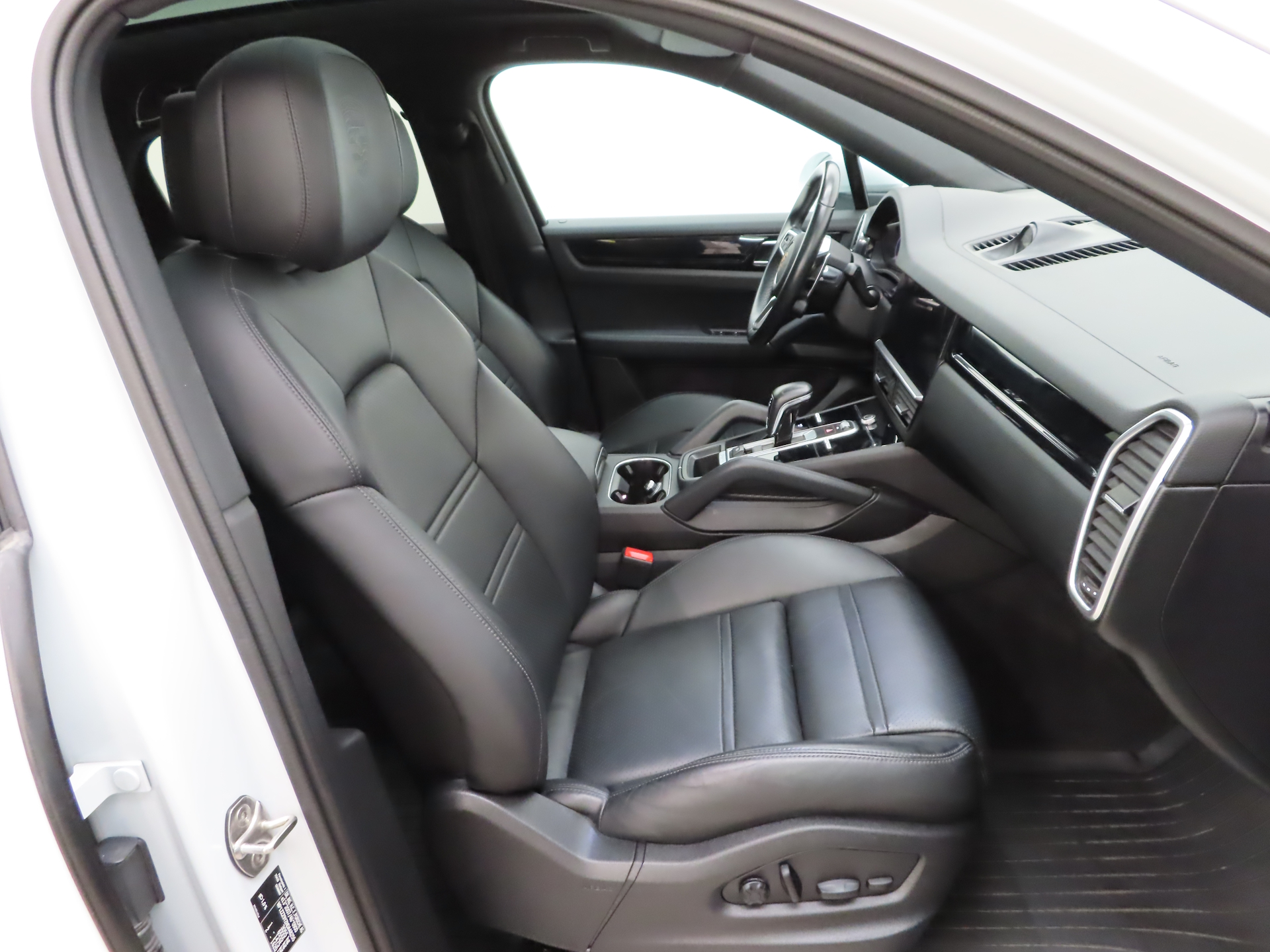 Porsche Cayenne 2022