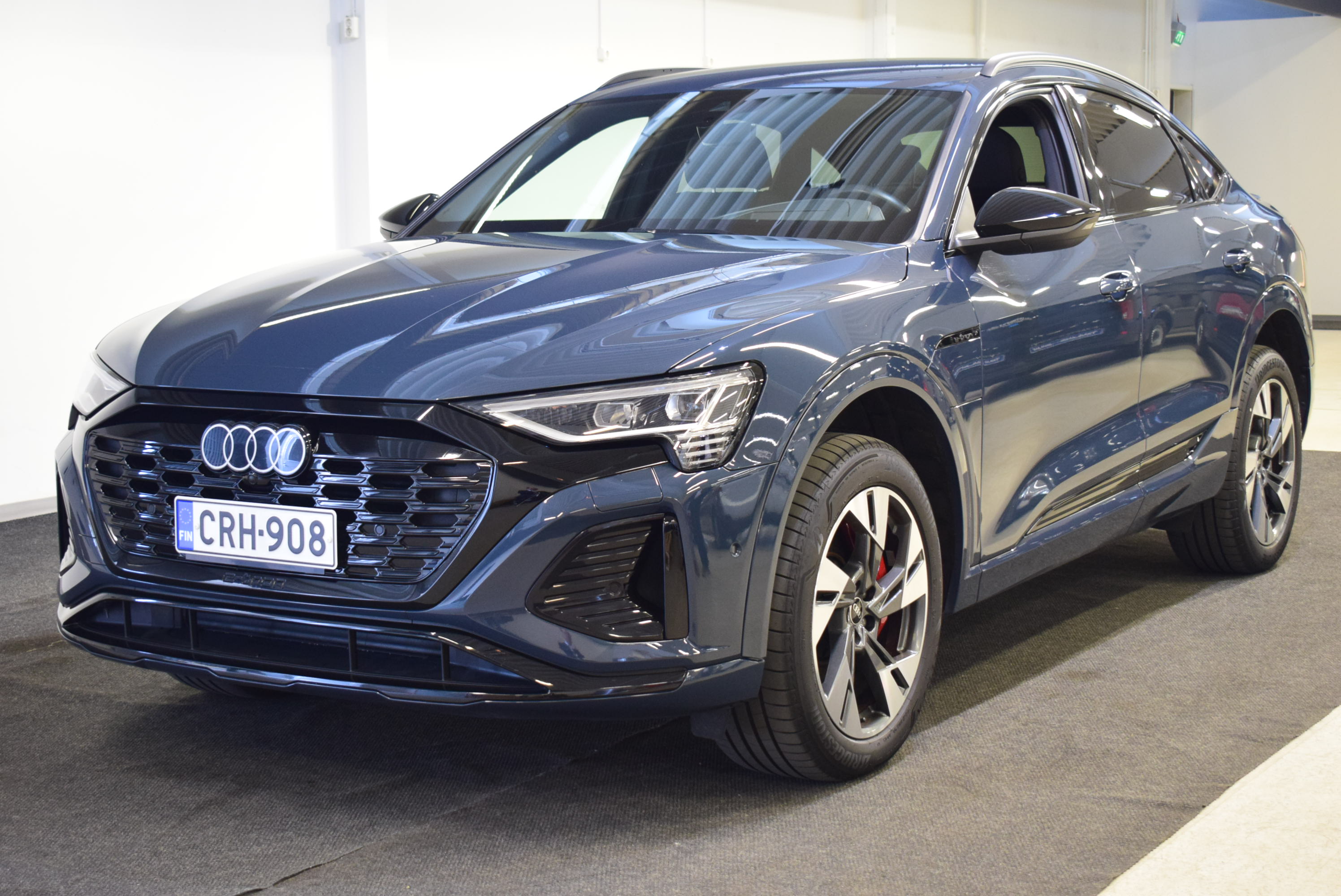Audi Q8 e-tron 2023