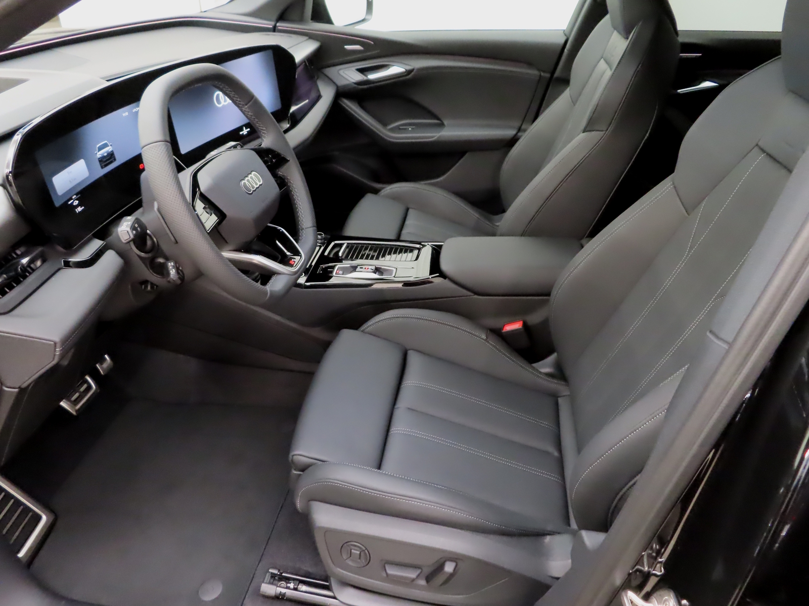 Audi Q6 e-tron 2026