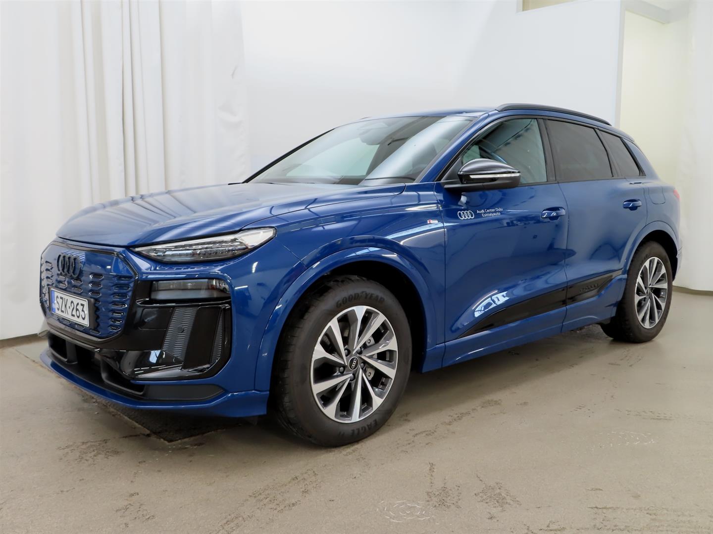 Audi Q6 e-tron 2025