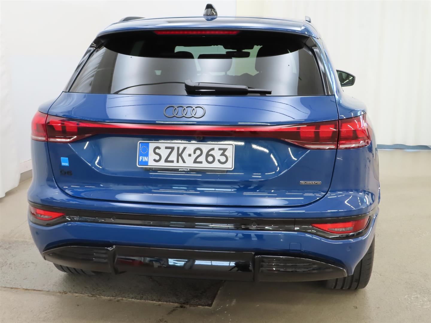 Audi Q6 e-tron 2025