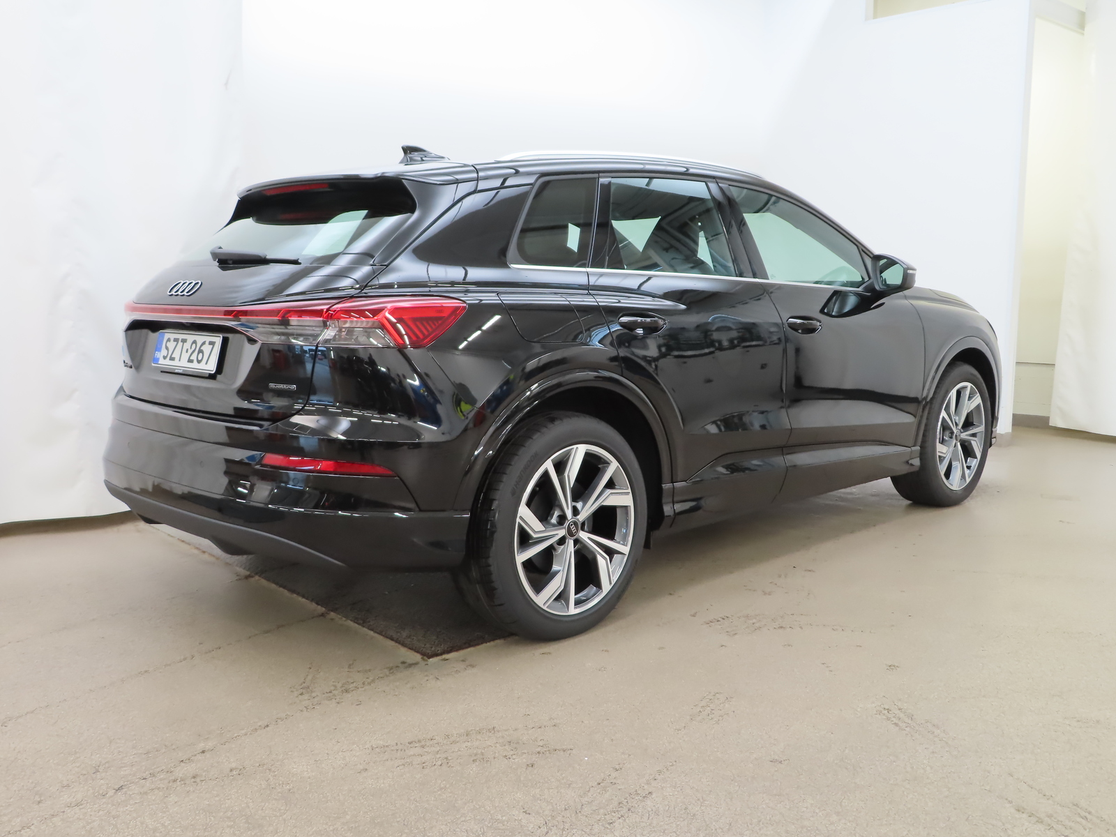 Audi Q4 e-tron 3