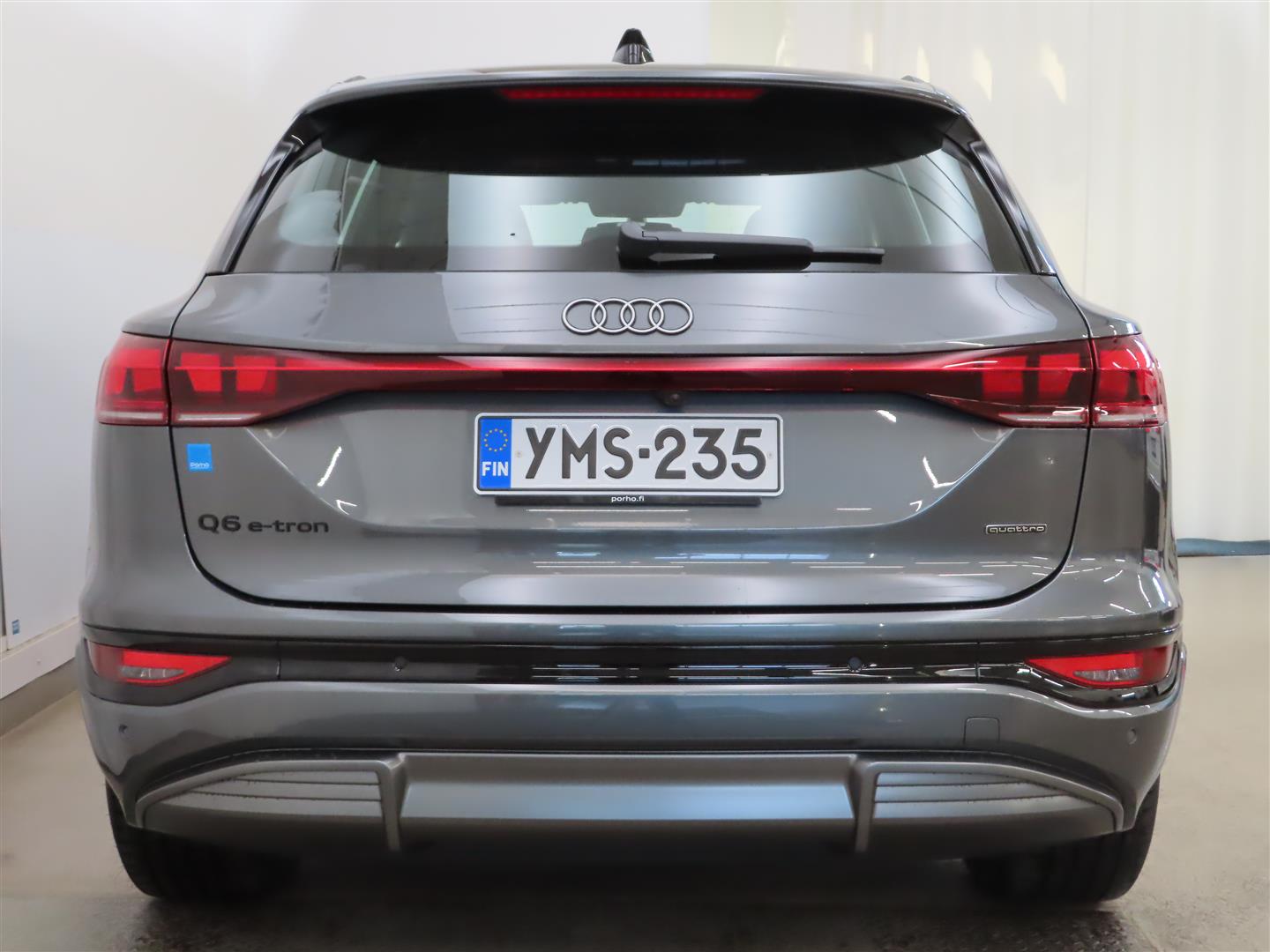 Audi Q6 e-tron 2026