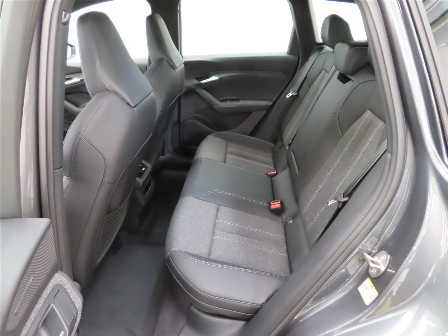 Audi Q6 e-tron 2026