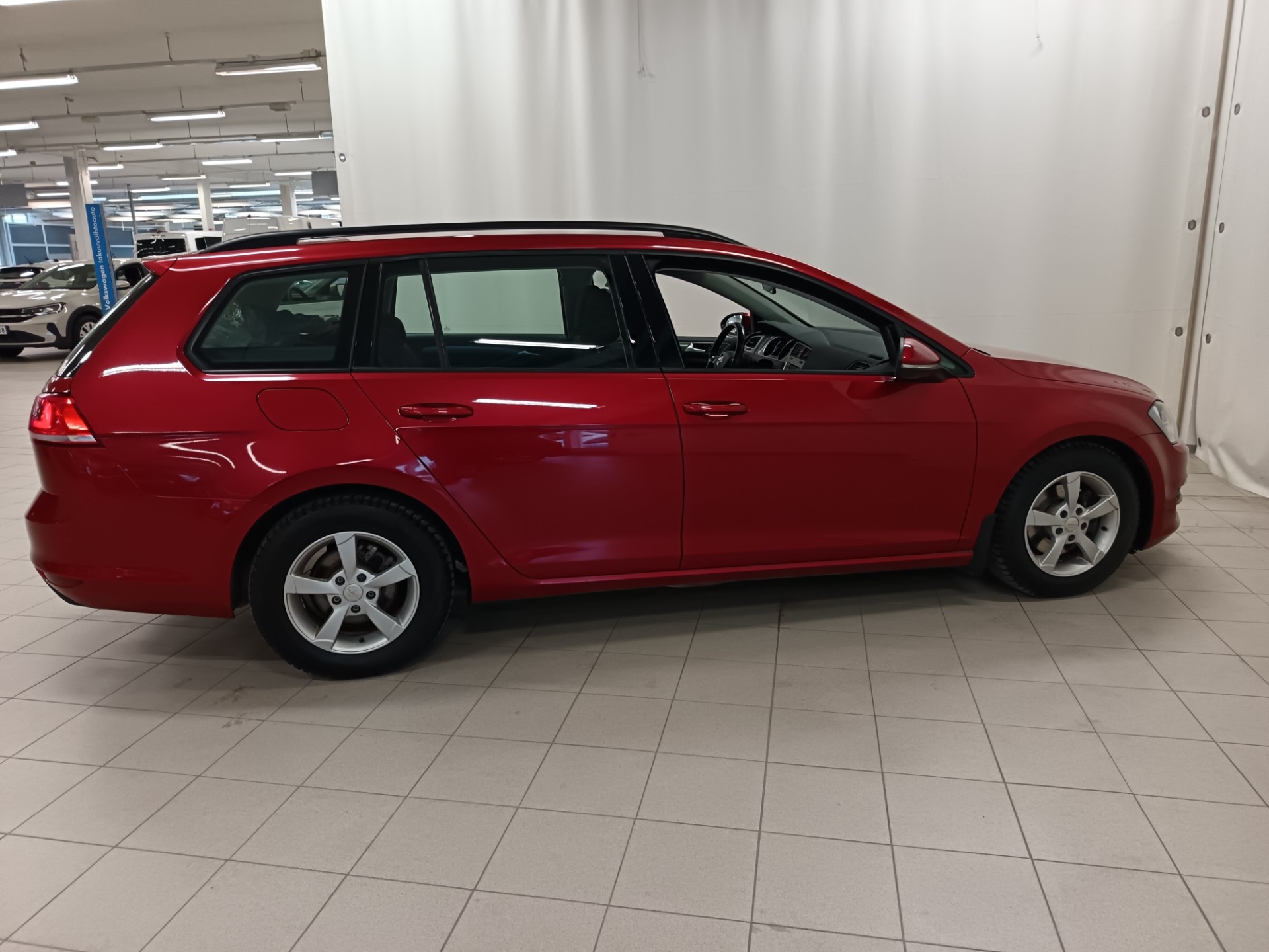 VOLKSWAGEN Golf 2013