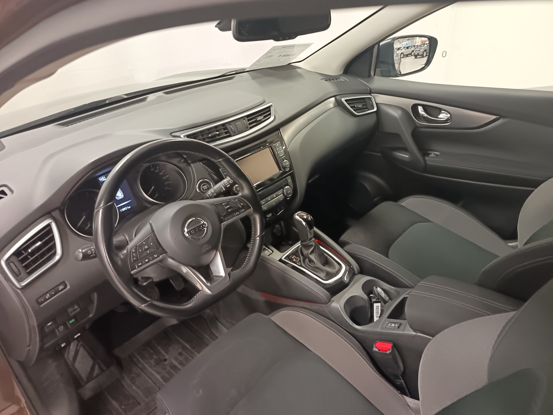 NISSAN Qashqai 2018