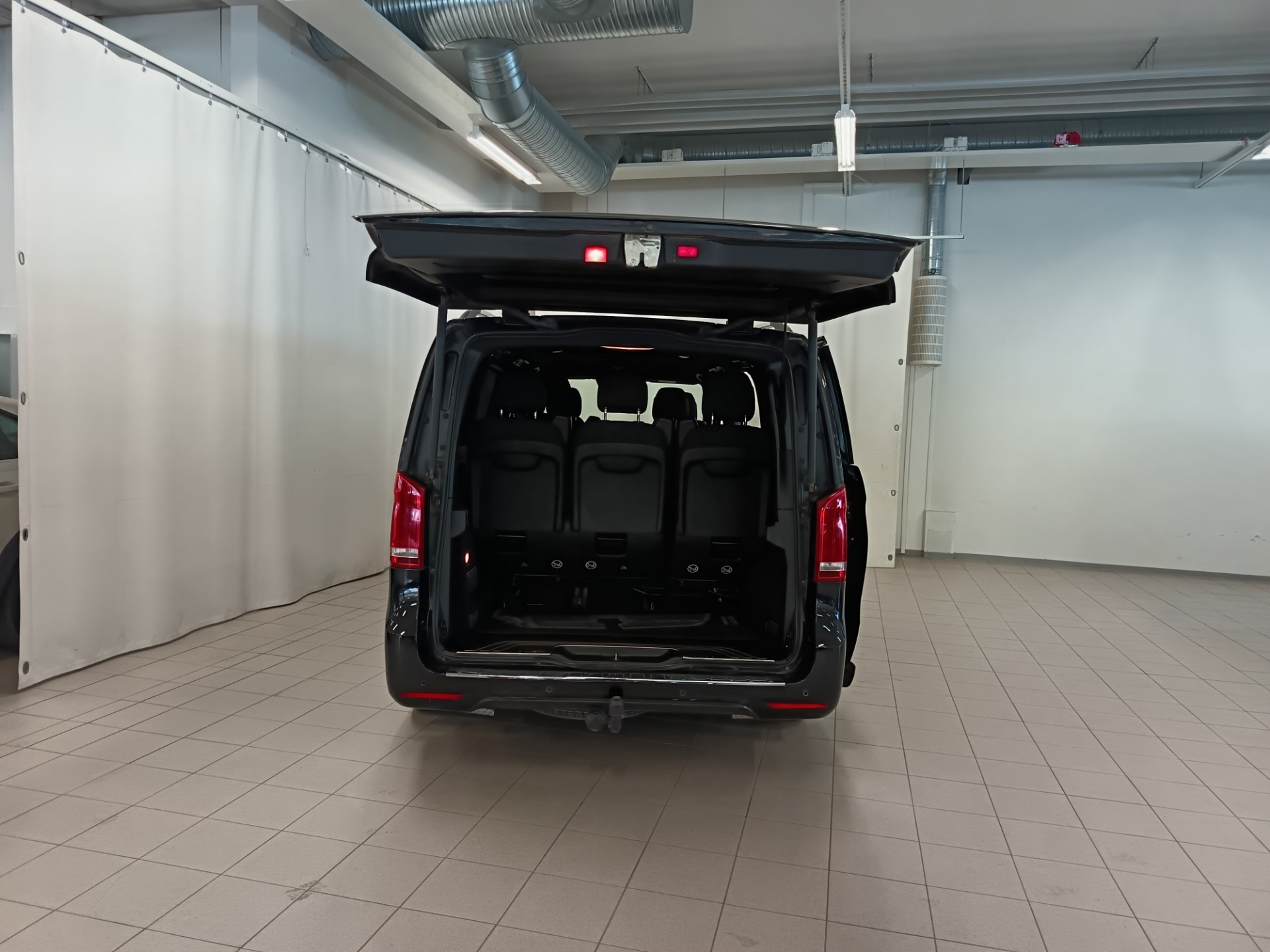 MERCEDES-BENZ V 2018