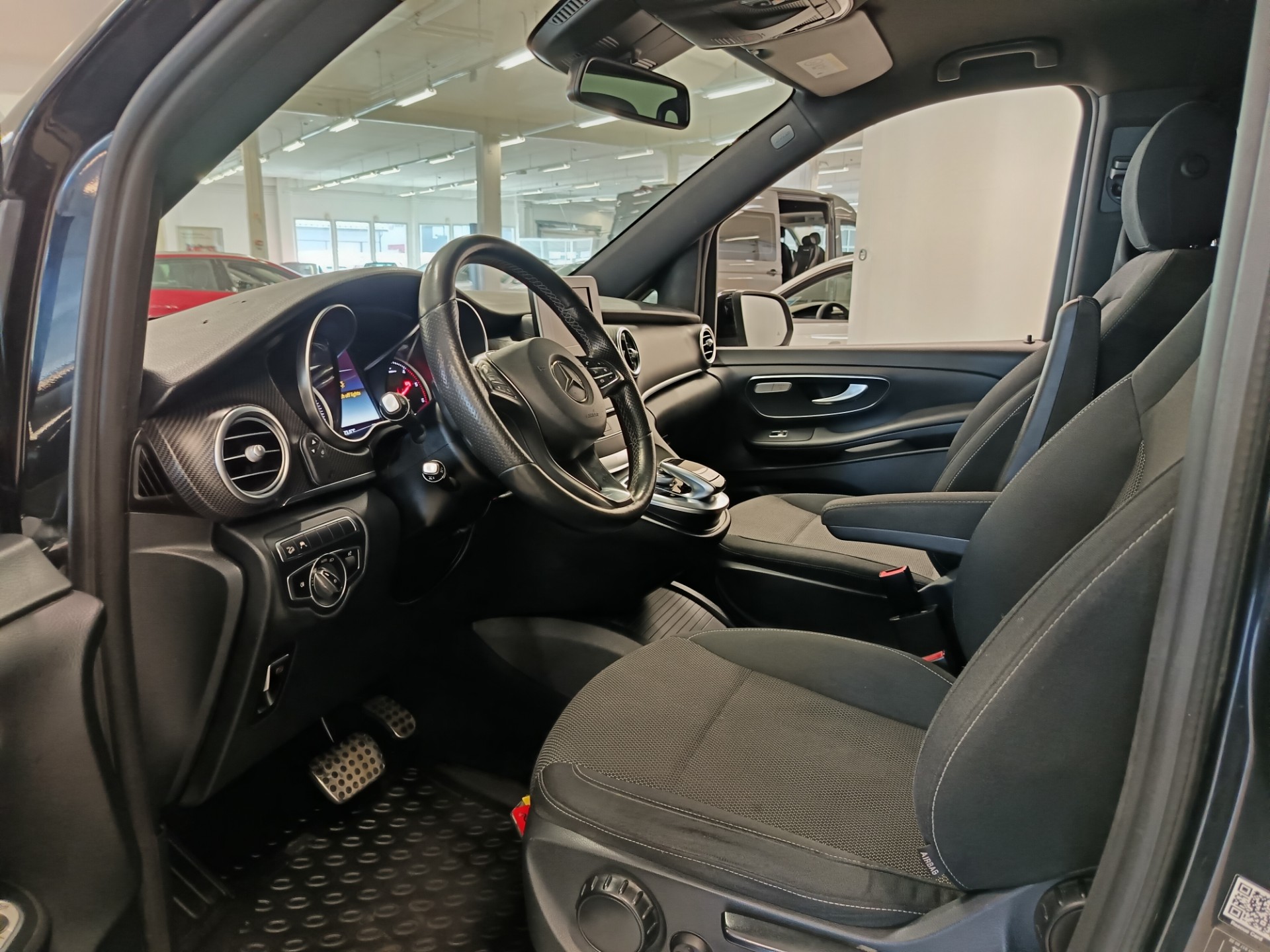 MERCEDES-BENZ V 2018