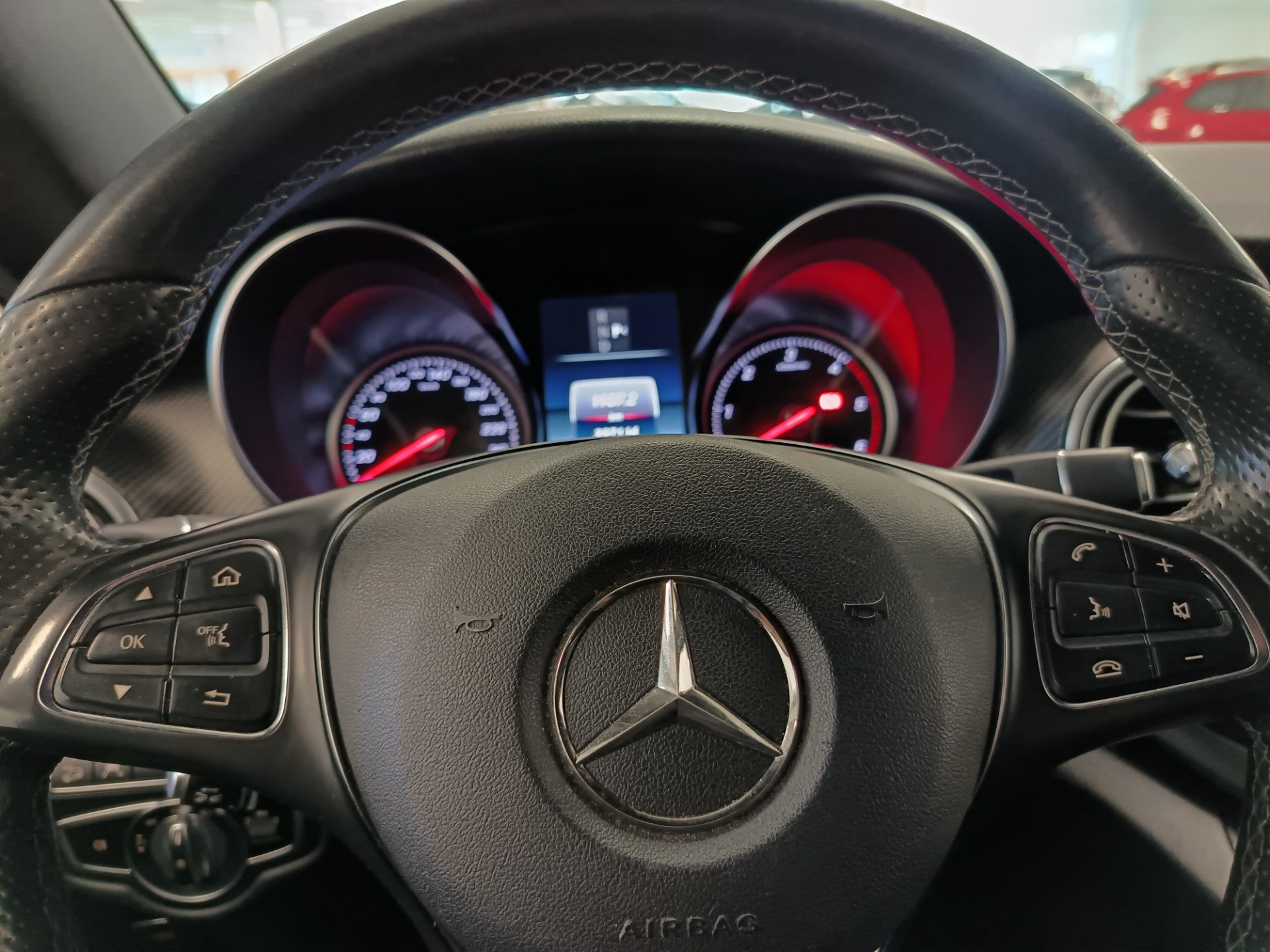 MERCEDES-BENZ V 2018