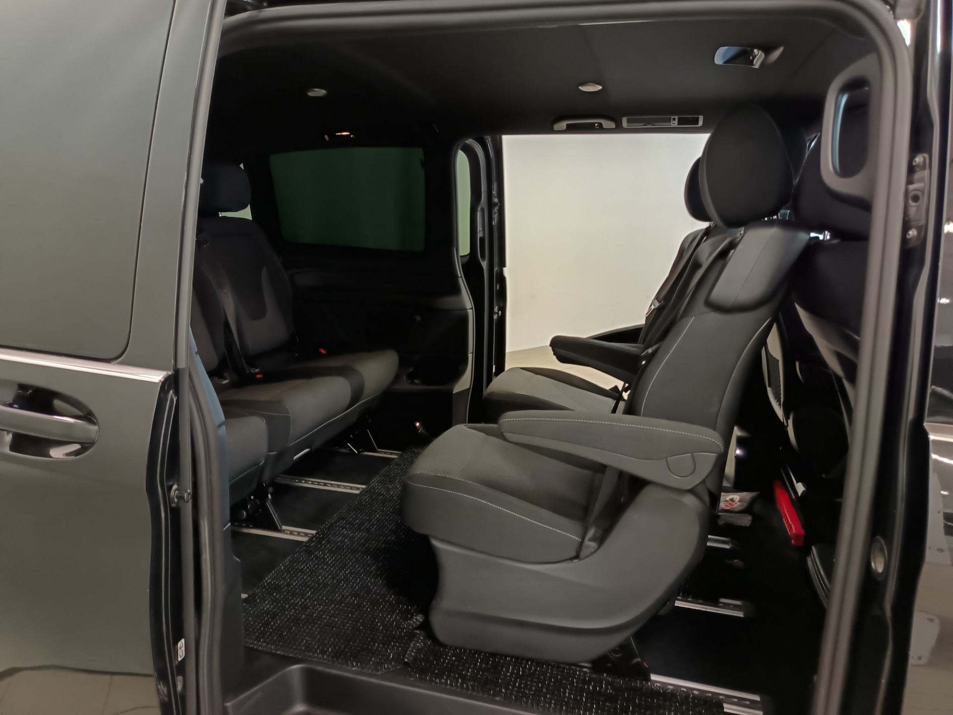 MERCEDES-BENZ V 2018
