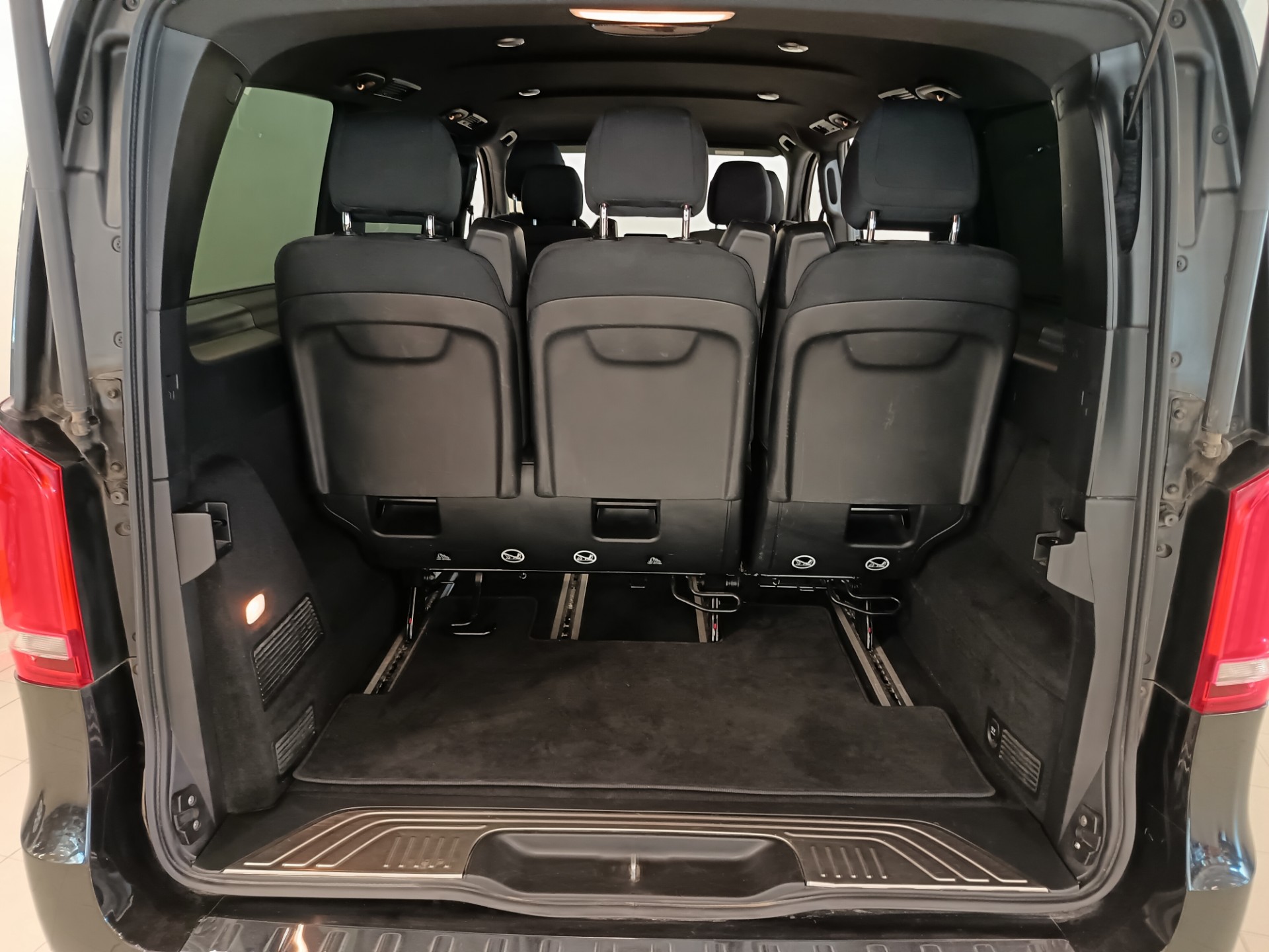 MERCEDES-BENZ V 2018