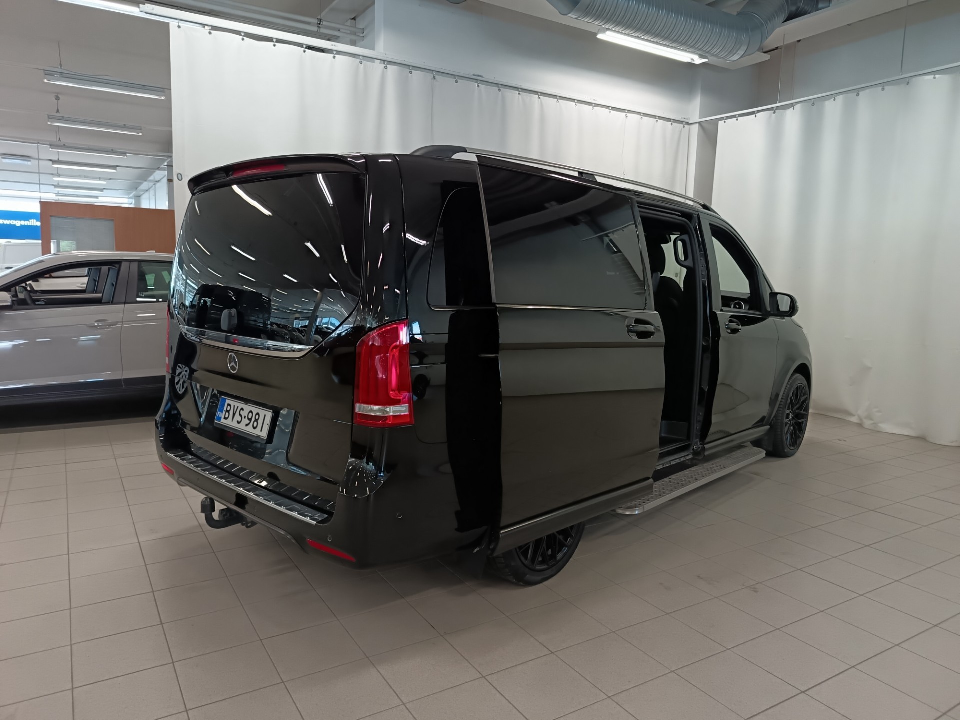 MERCEDES-BENZ V 2018