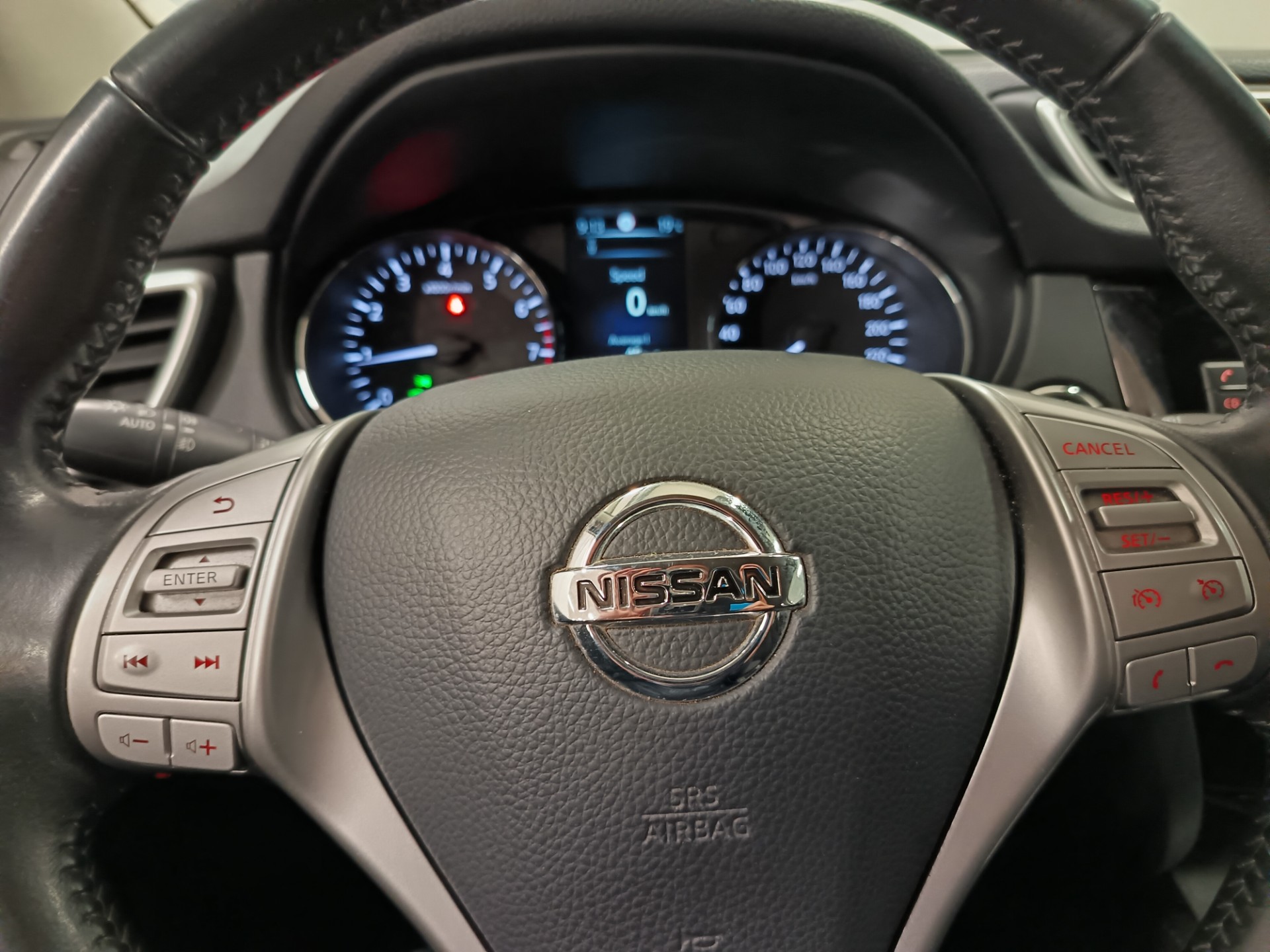 NISSAN Qashqai 2017