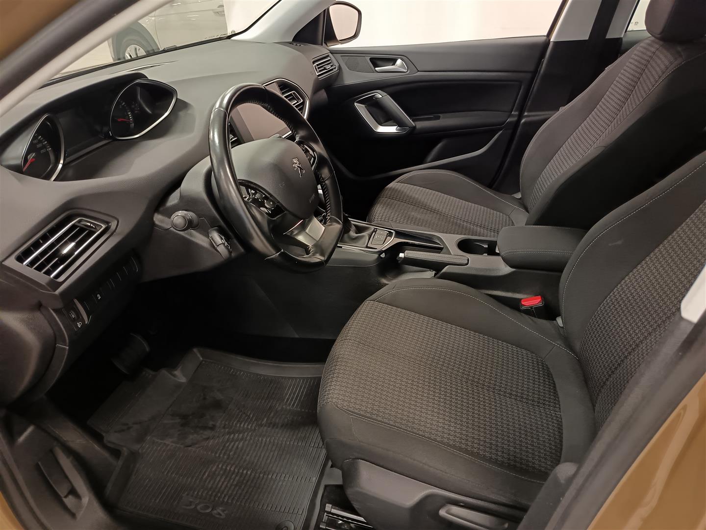 PEUGEOT 308 2017