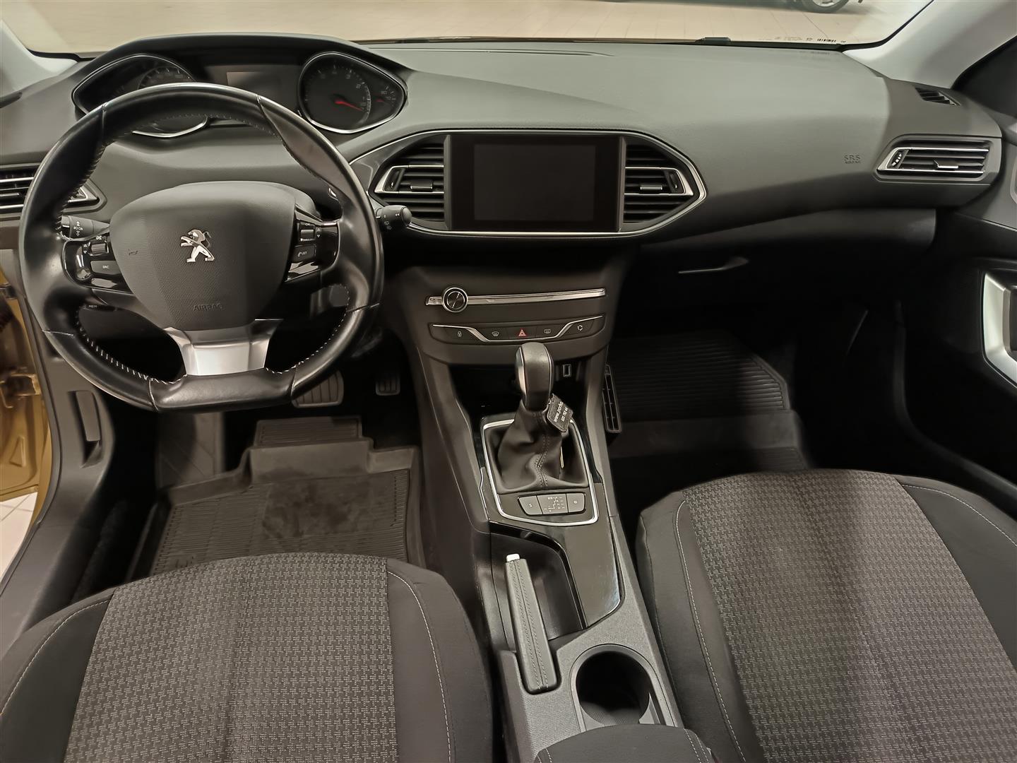 PEUGEOT 308 2017