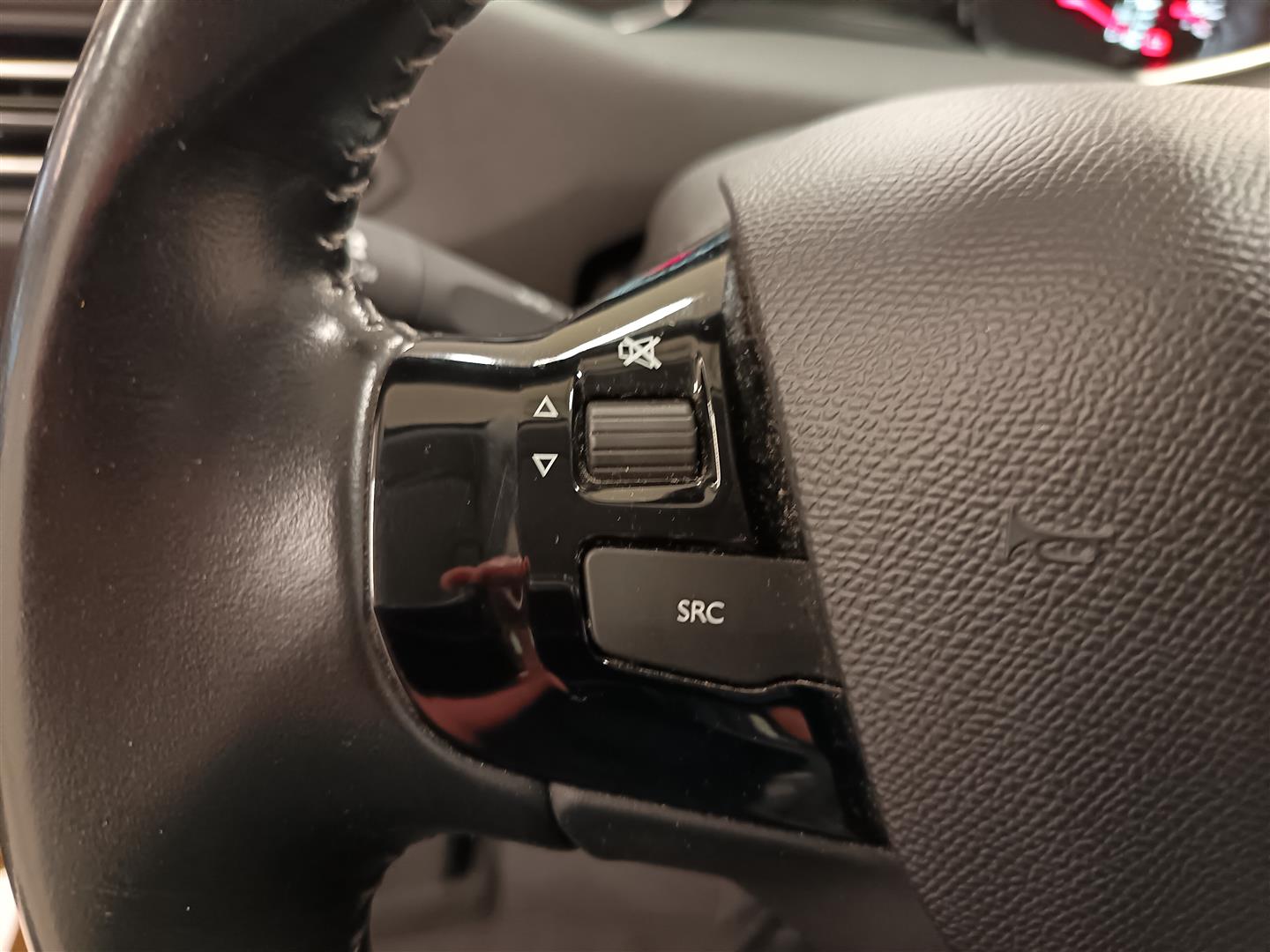 PEUGEOT 308 2017